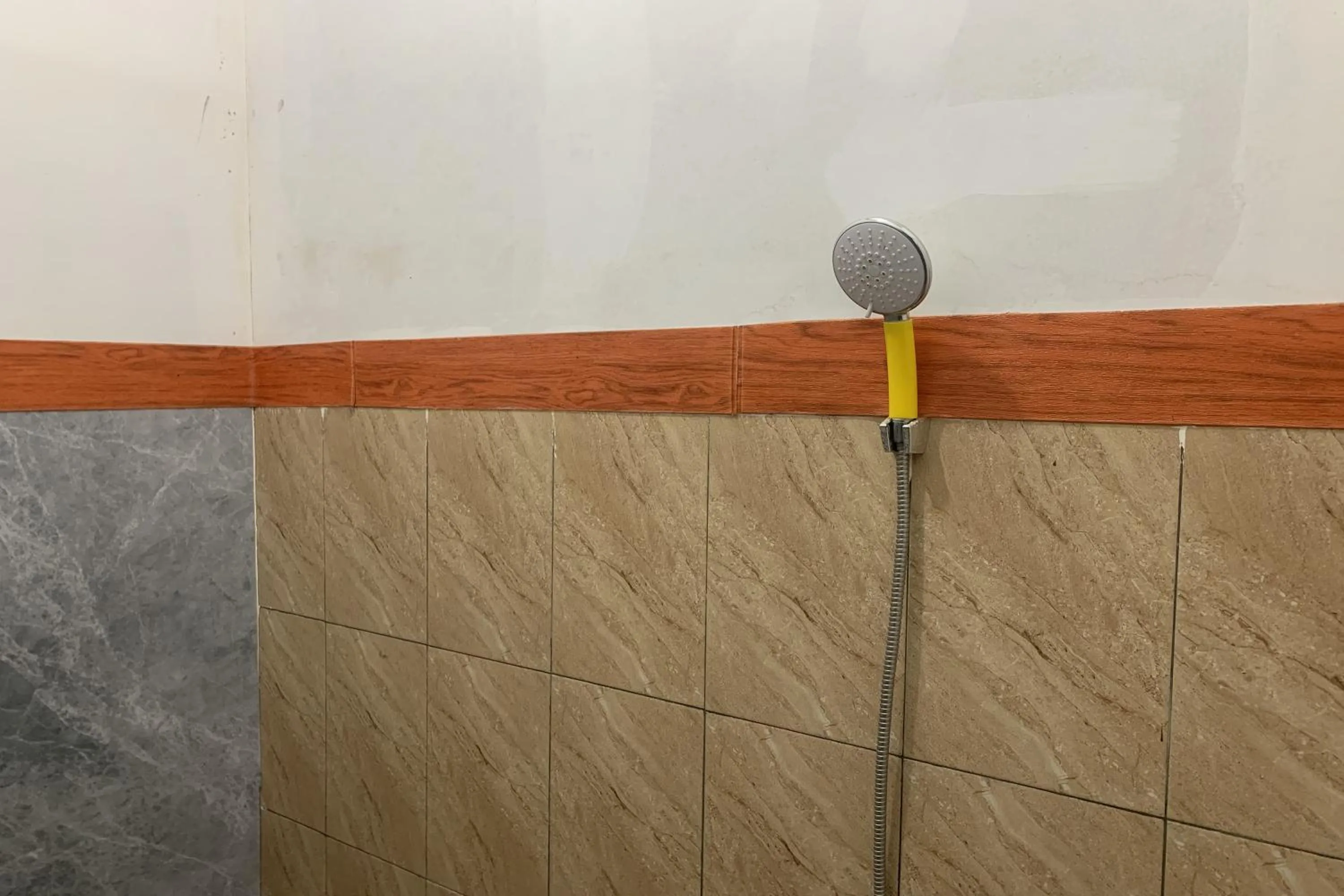 Shower in Mozza guest house