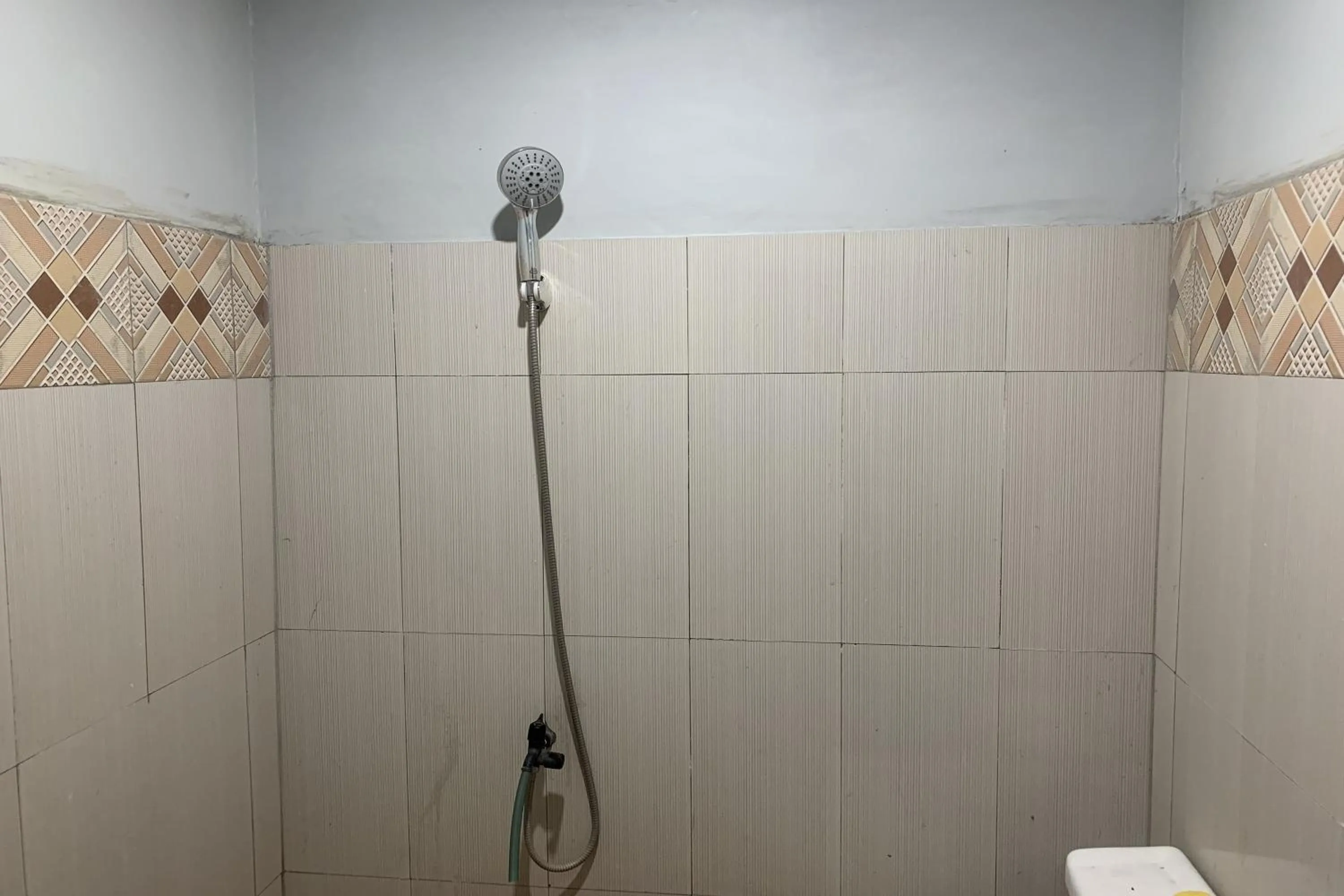 Shower in Mozza guest house
