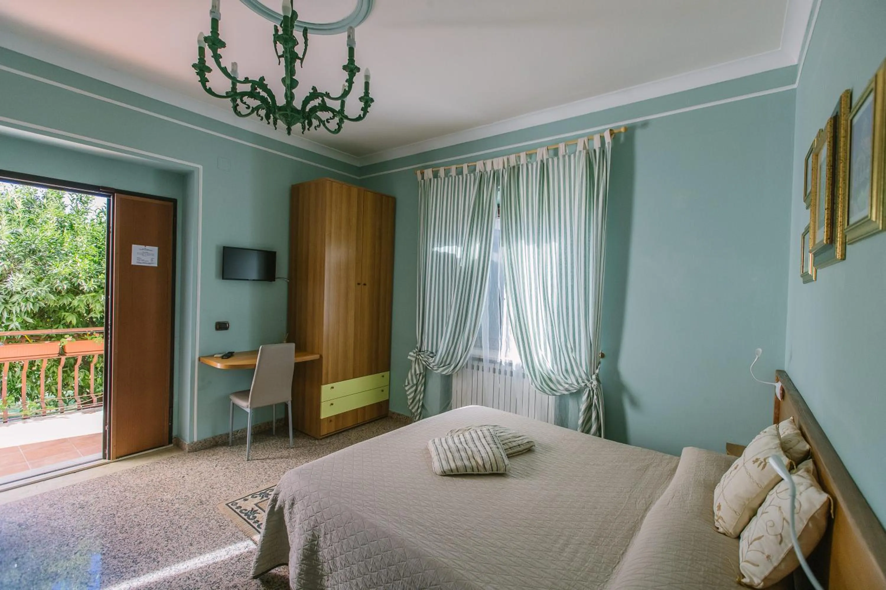 Bed in B&B Villa Francesca