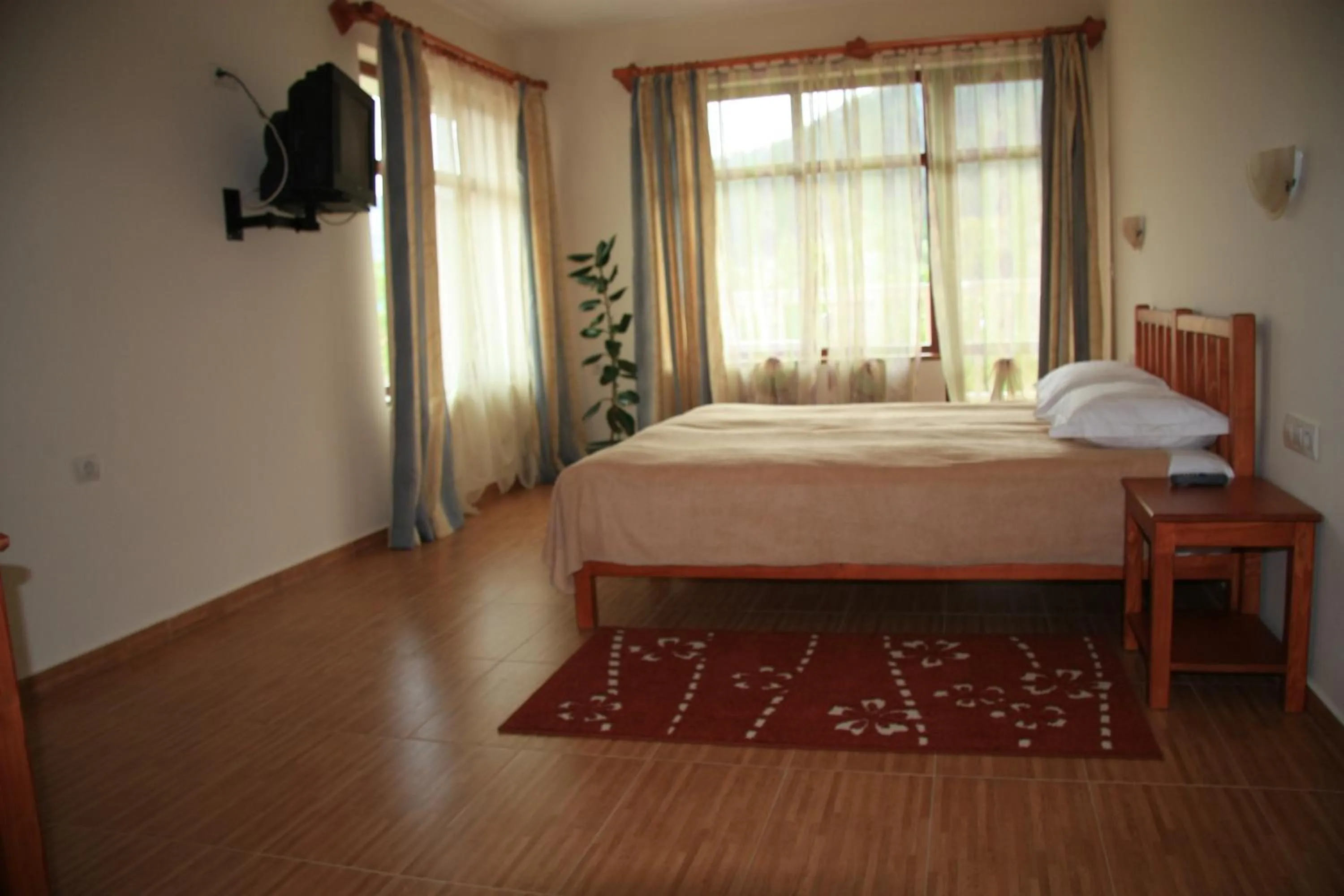 Photo of the whole room, Bed in Хотел Стиляна/Hotel Stilyana