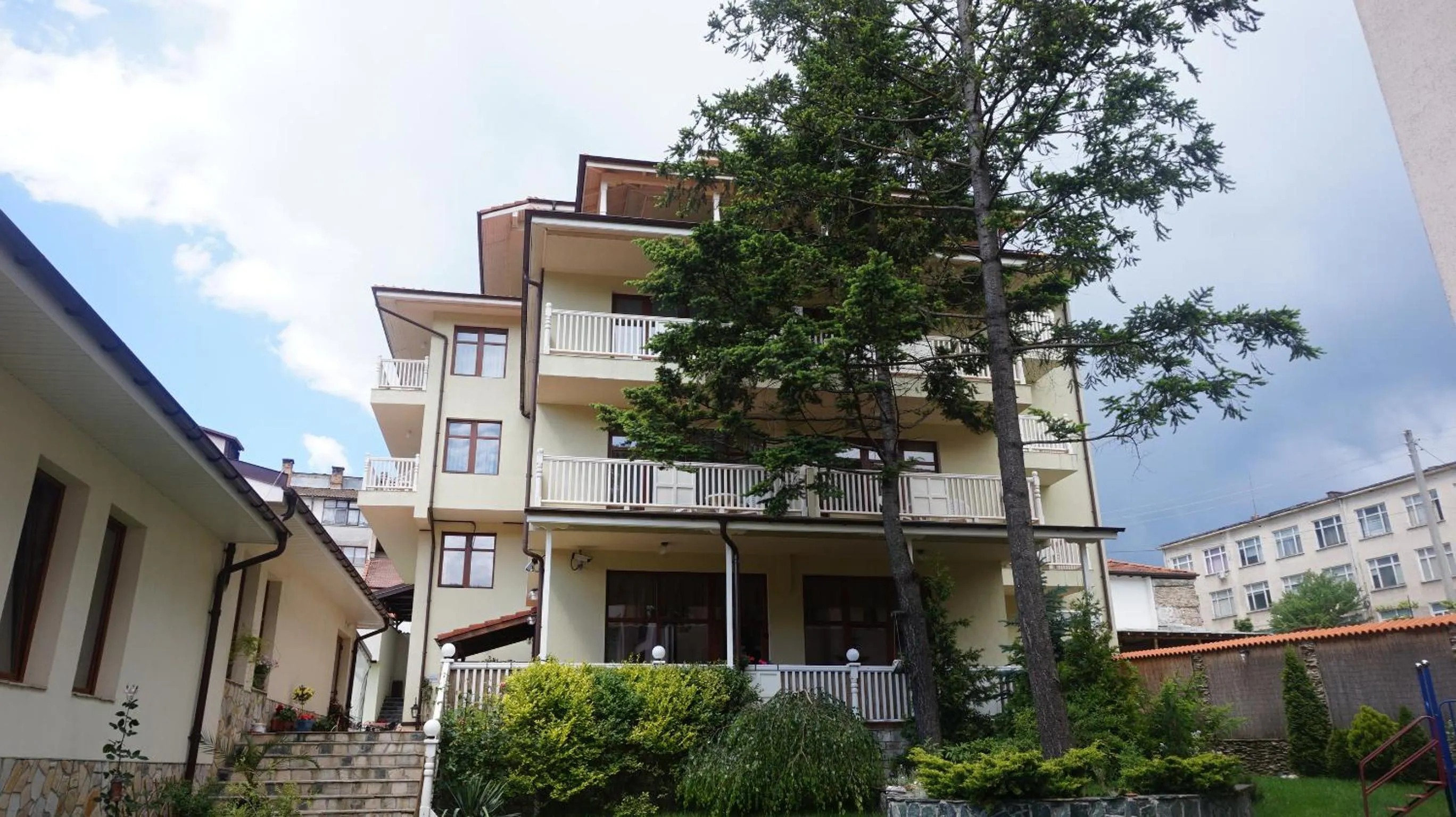 Property building in Хотел Стиляна/Hotel Stilyana