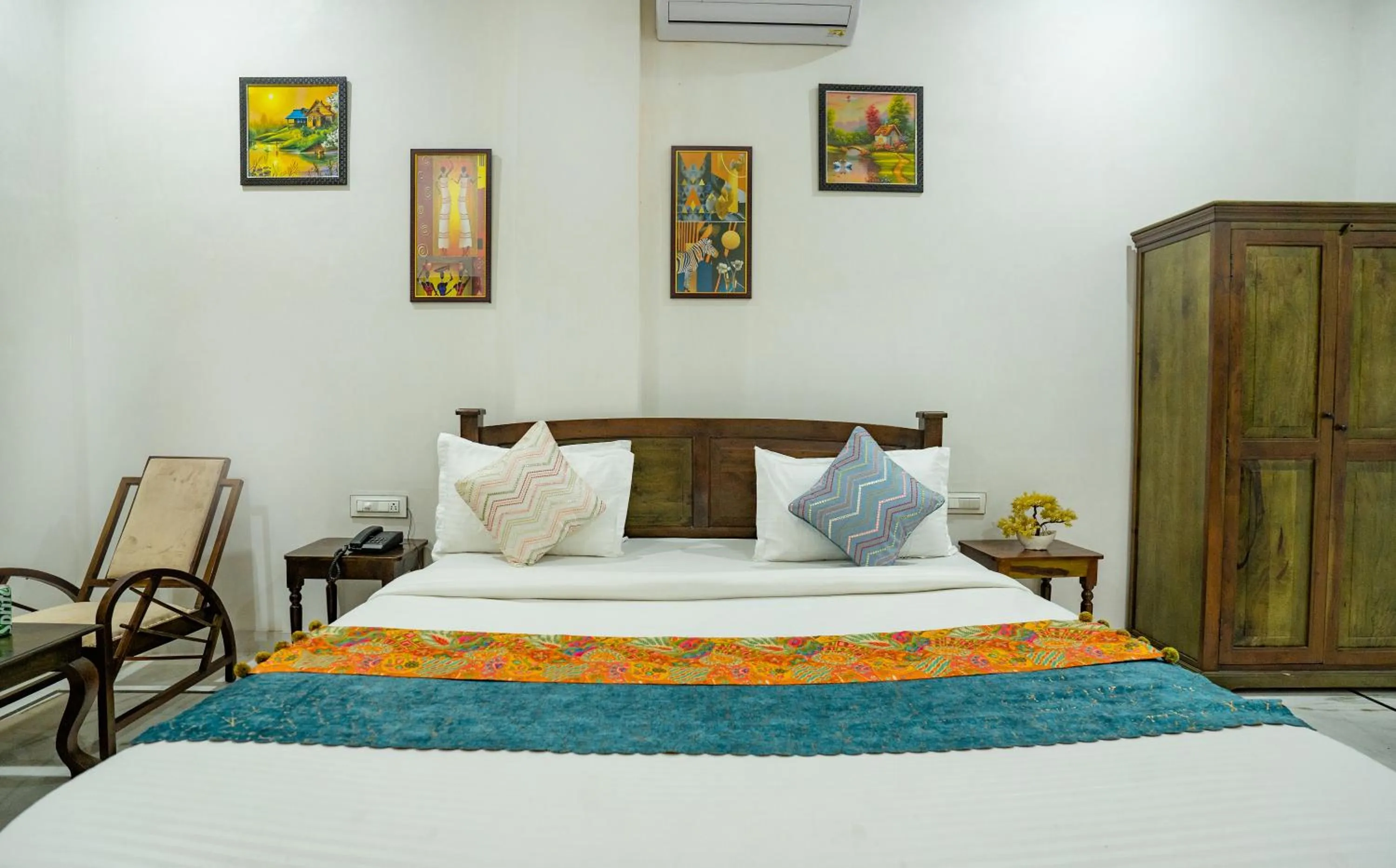 Bed in Villa Tha Gadh Bansiya