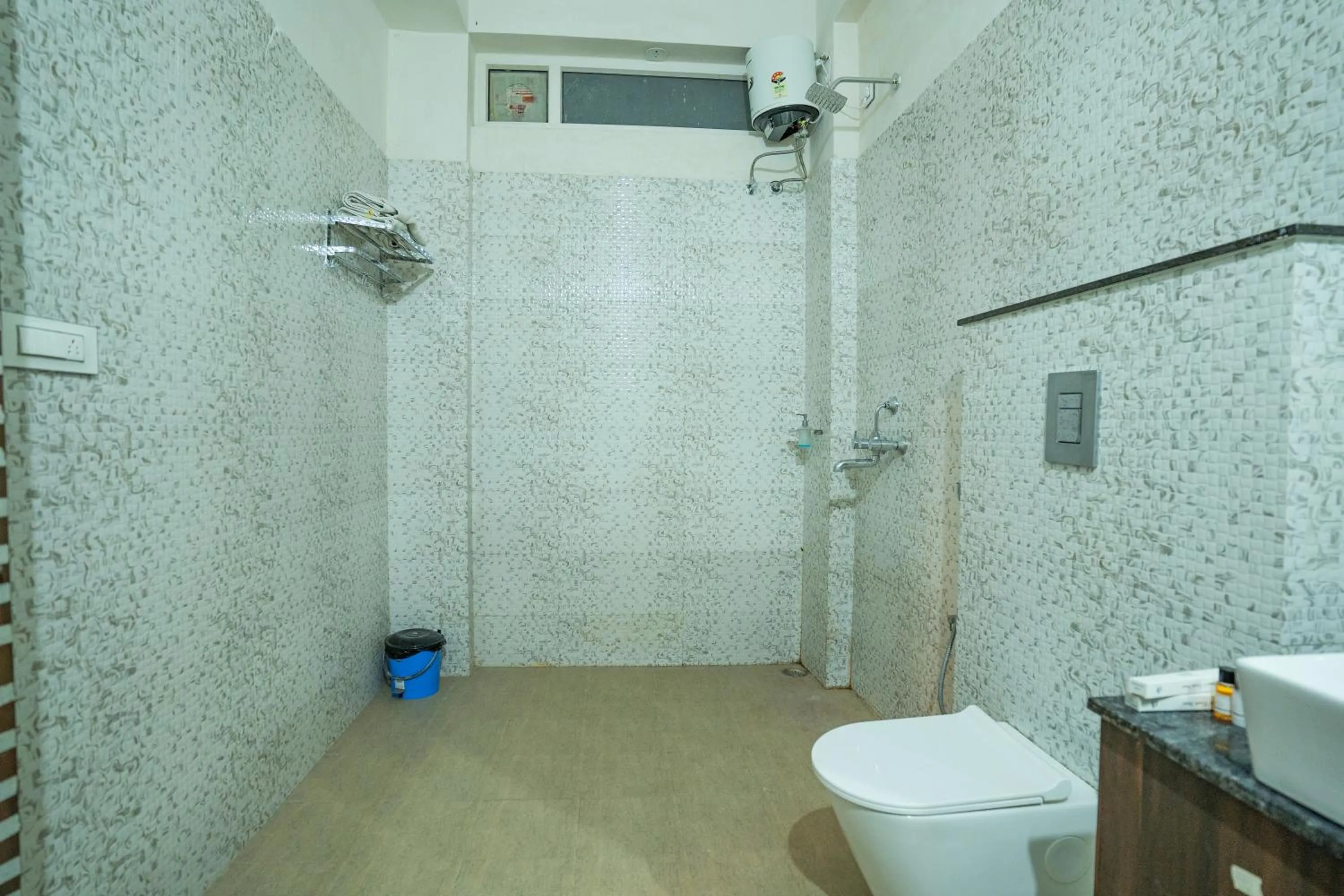 Bathroom in Villa Tha Gadh Bansiya