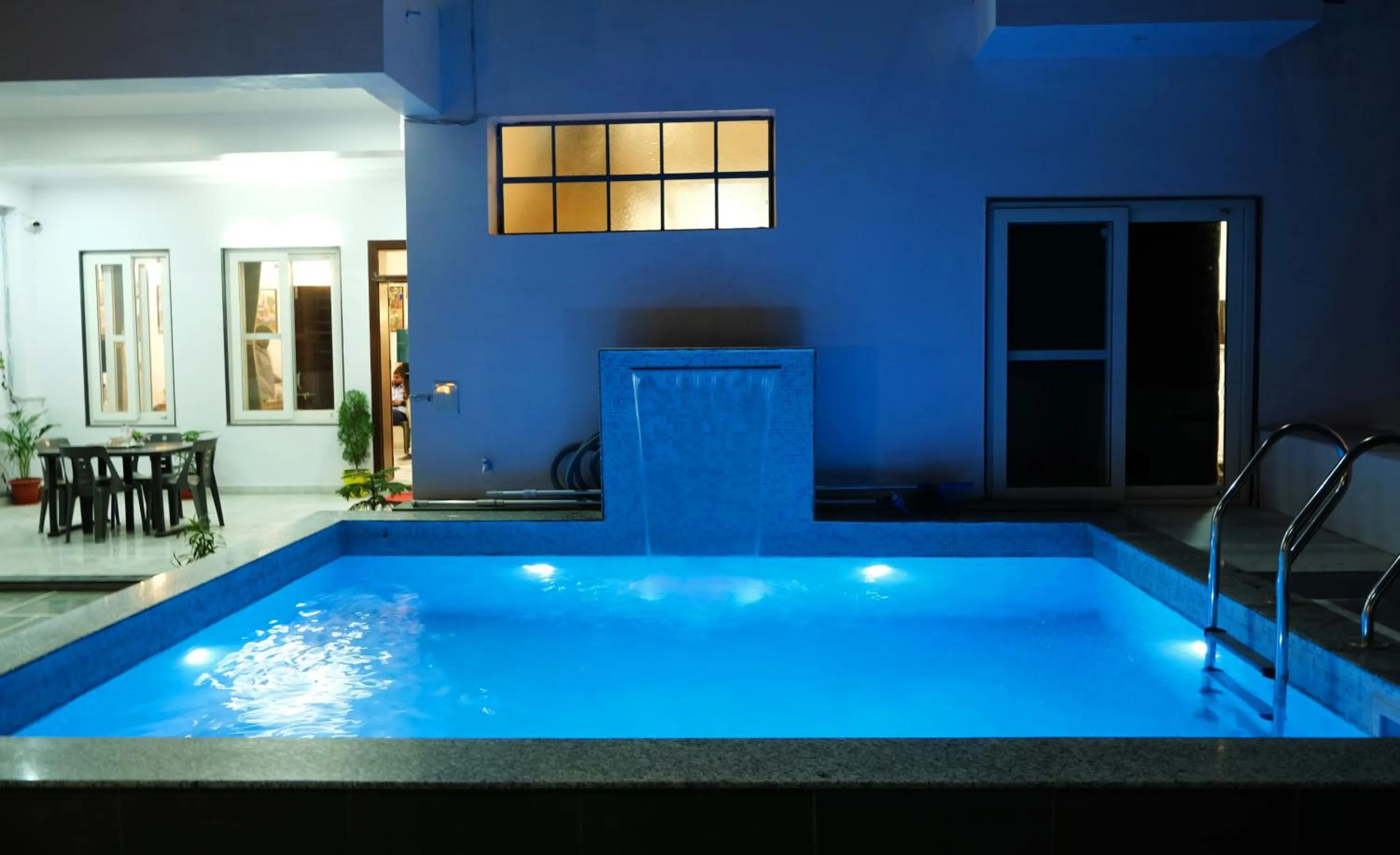 Swimming pool in Villa Tha Gadh Bansiya