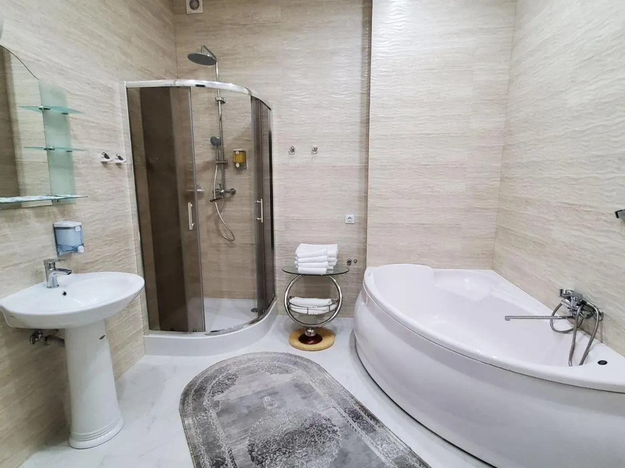 Shower in Hetman Hotel