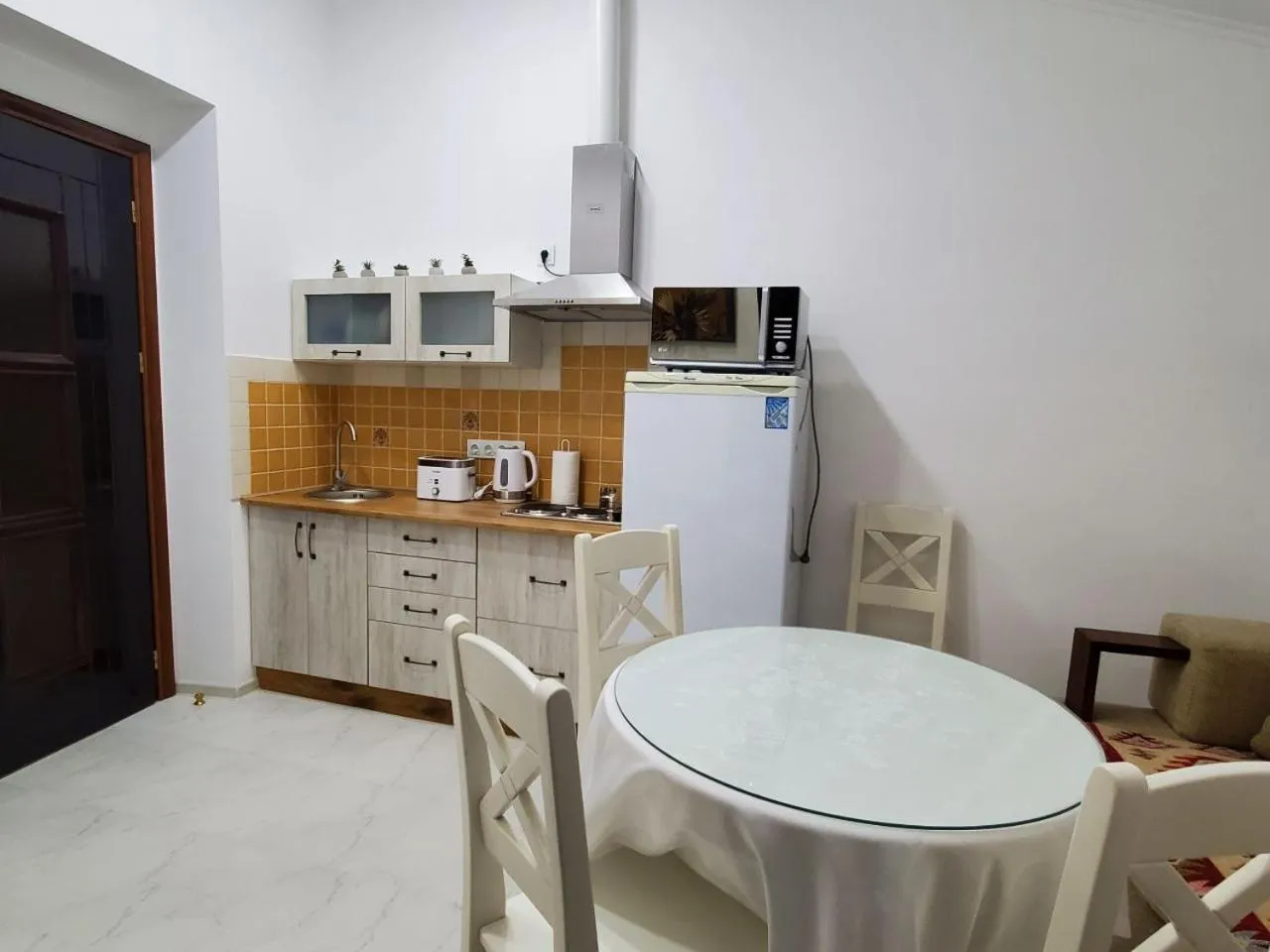 kitchen in Hetman Hotel