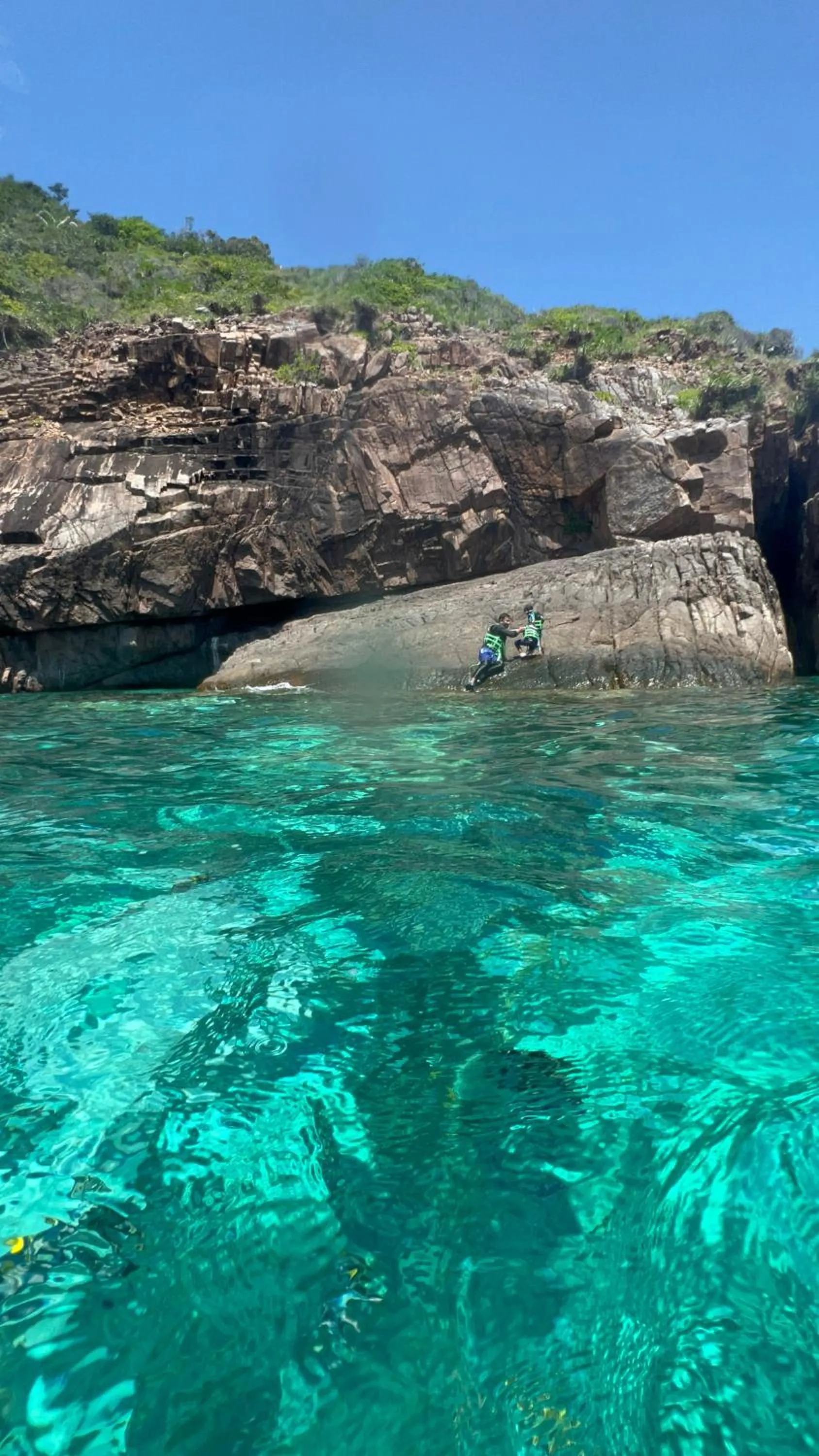 Snorkeling in Mama's Chalet Pulau Perhentian Besar
