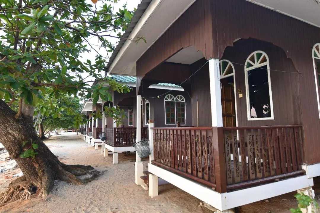 Mama's Chalet Pulau Perhentian Besar