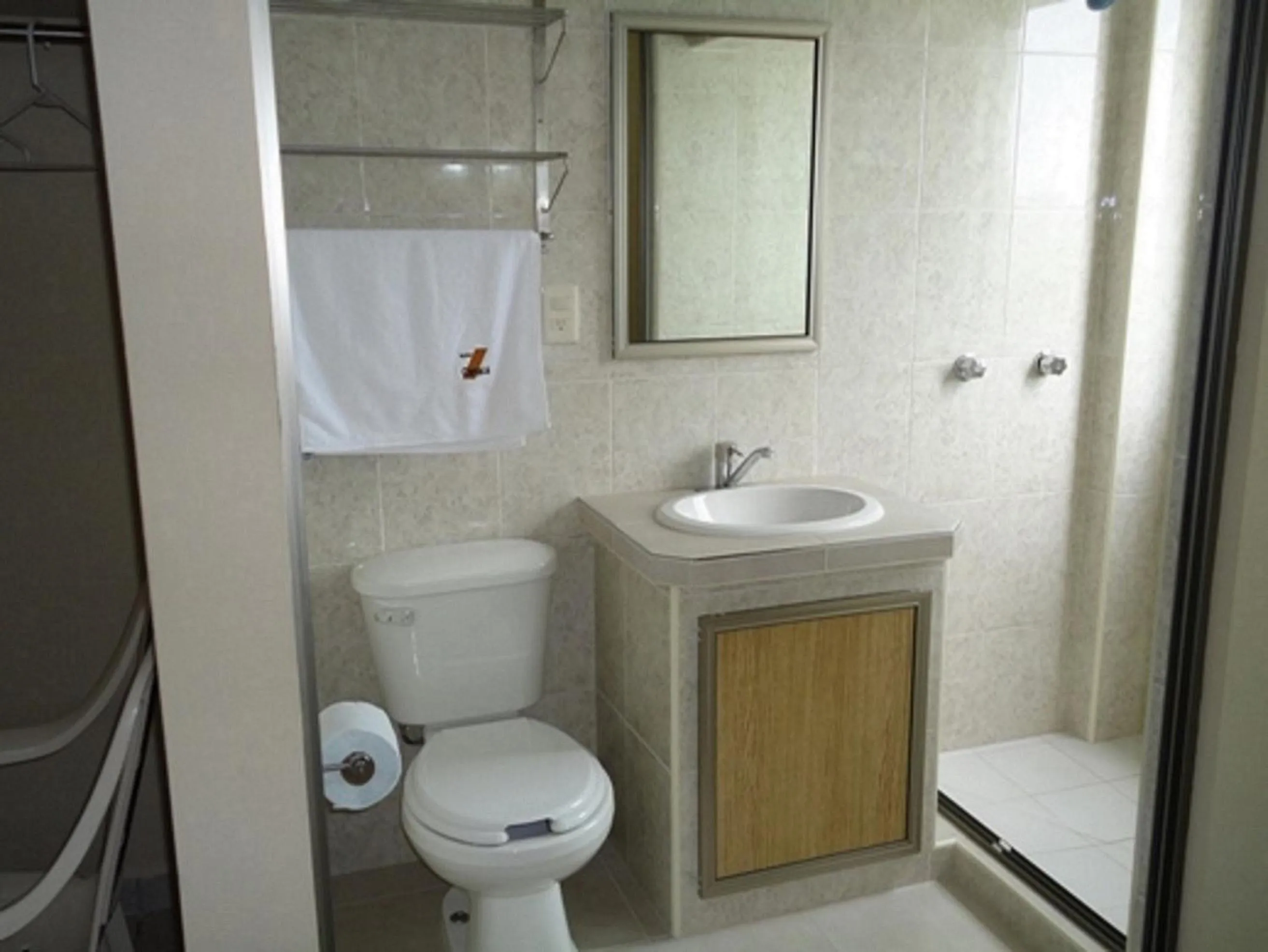 Bathroom in Hotel Catala