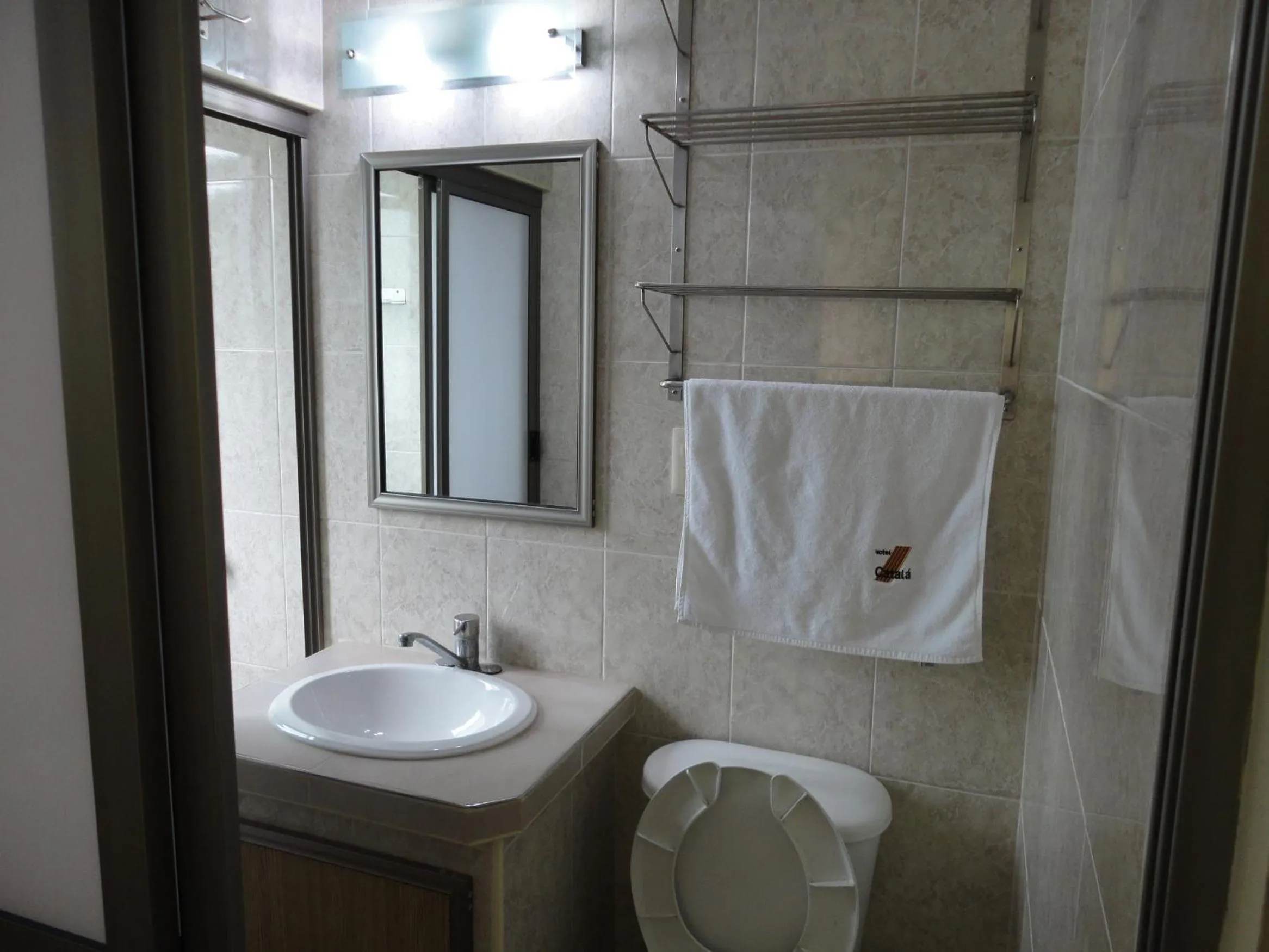 Bathroom in Hotel Catala