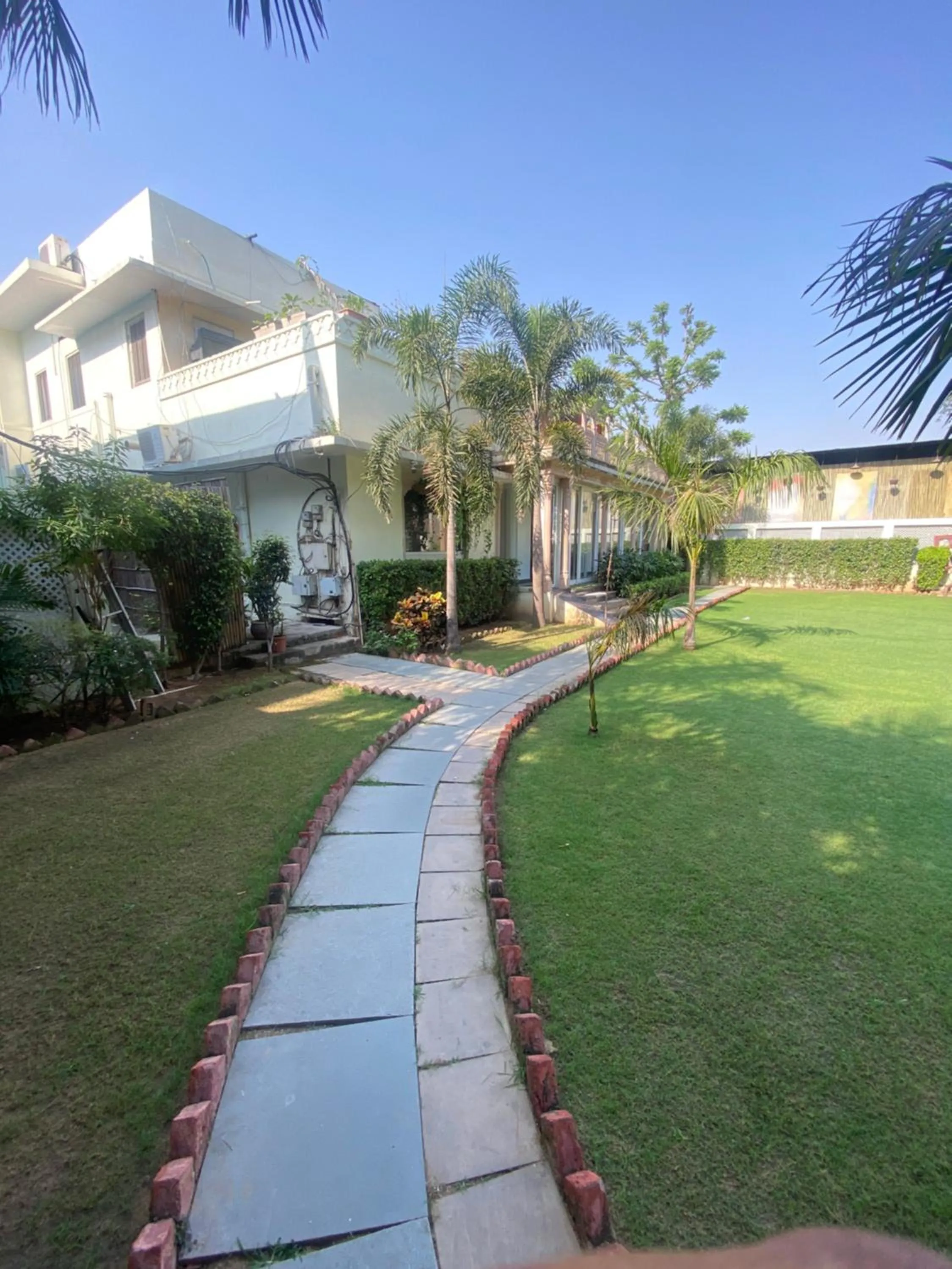 Property building in Hotel Cedar