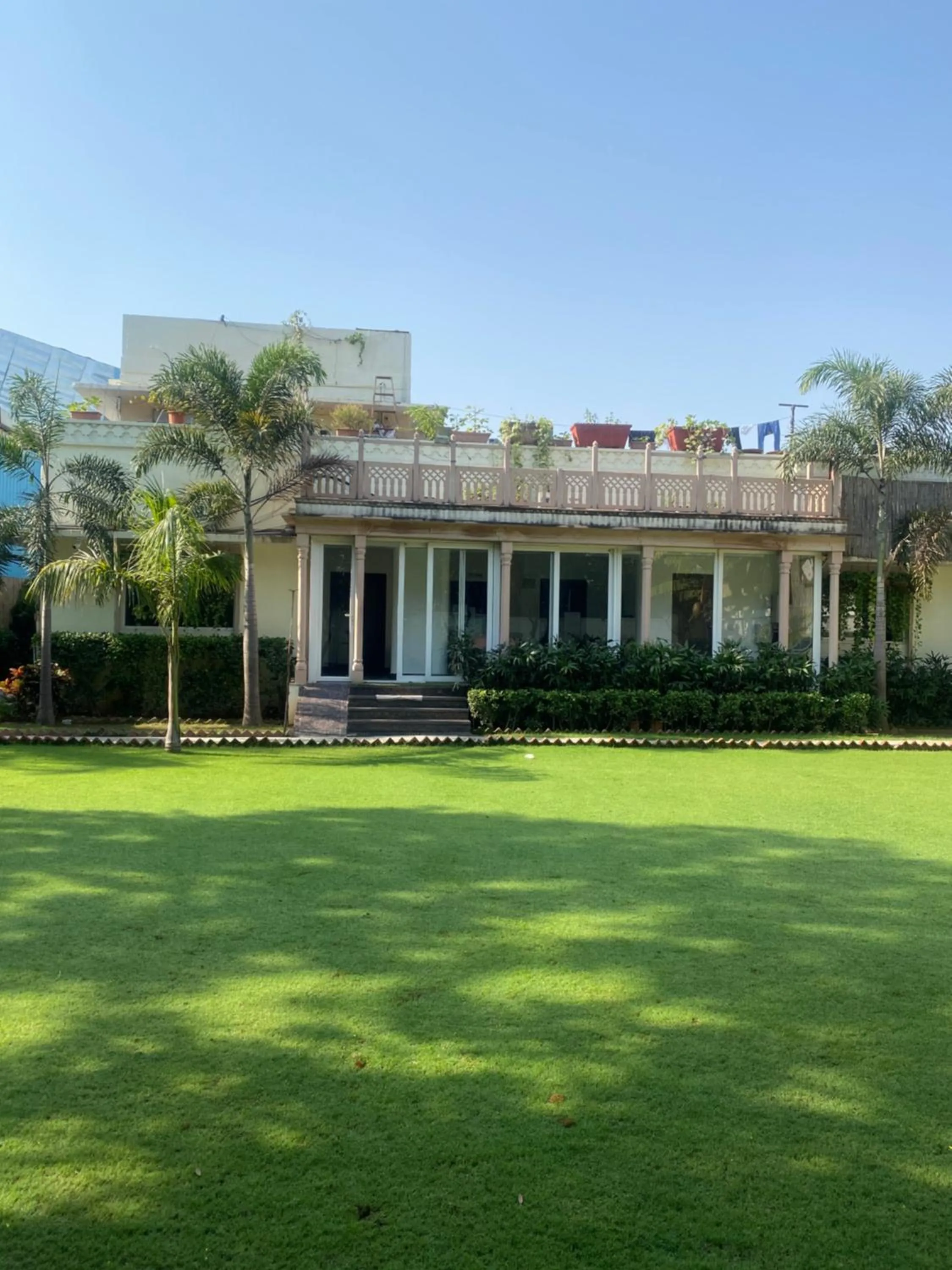 Property building in Hotel Cedar