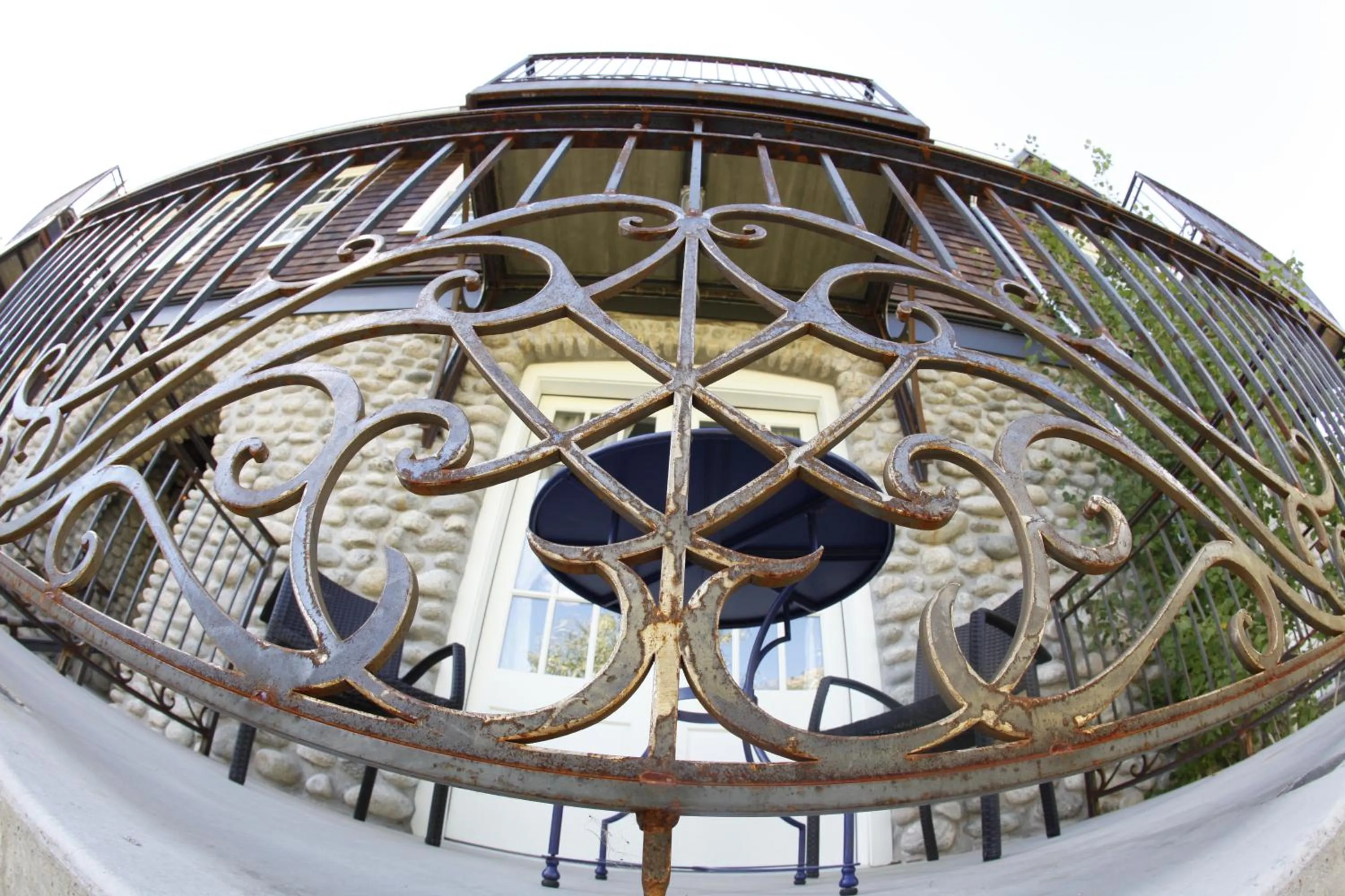 Decorative detail in Surf Hotel & Chateau