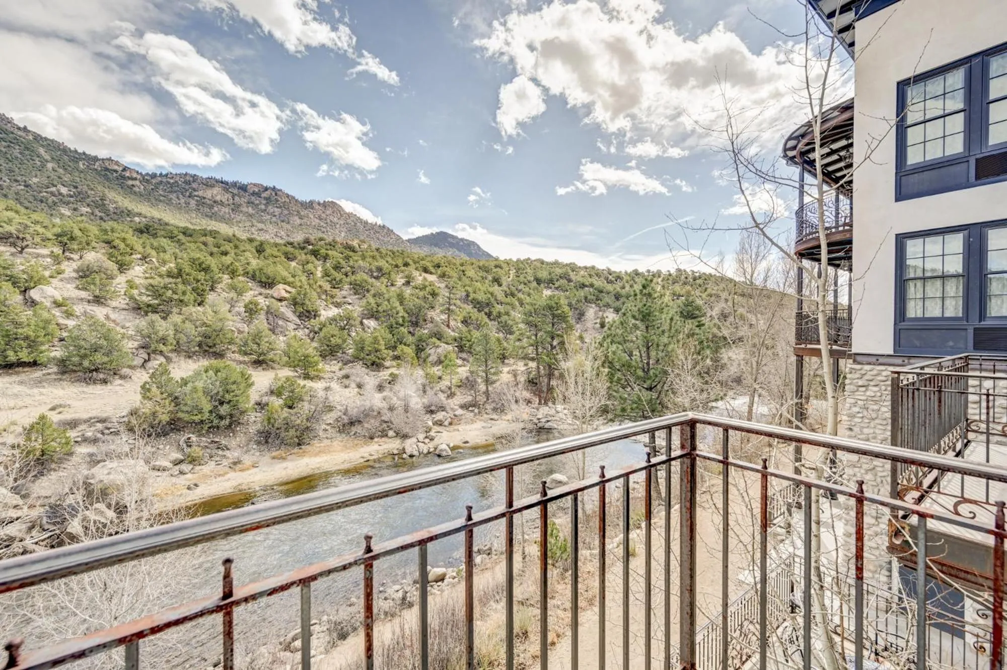 View (from property/room) in Surf Hotel & Chateau