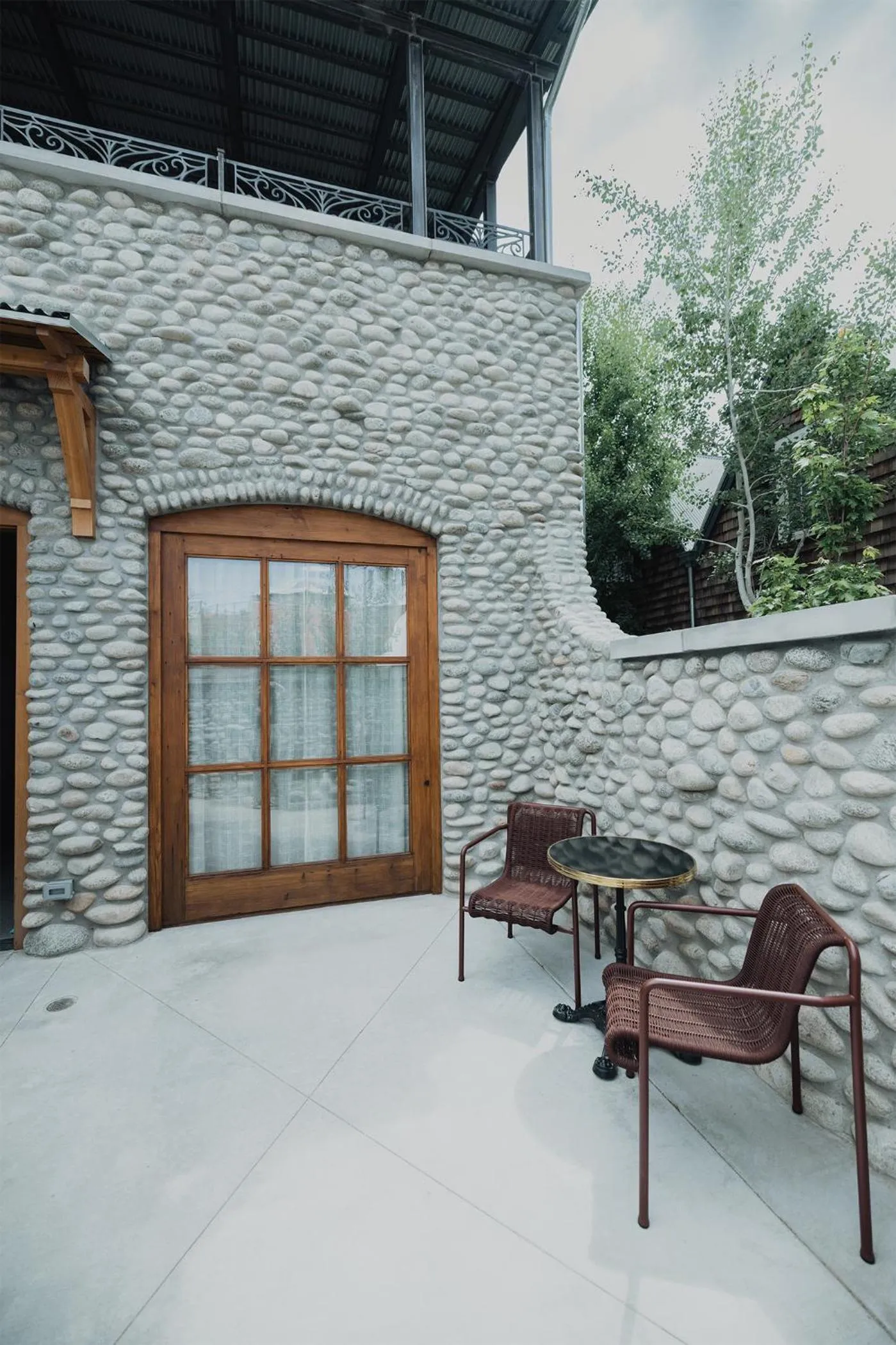 Patio in Surf Hotel & Chateau