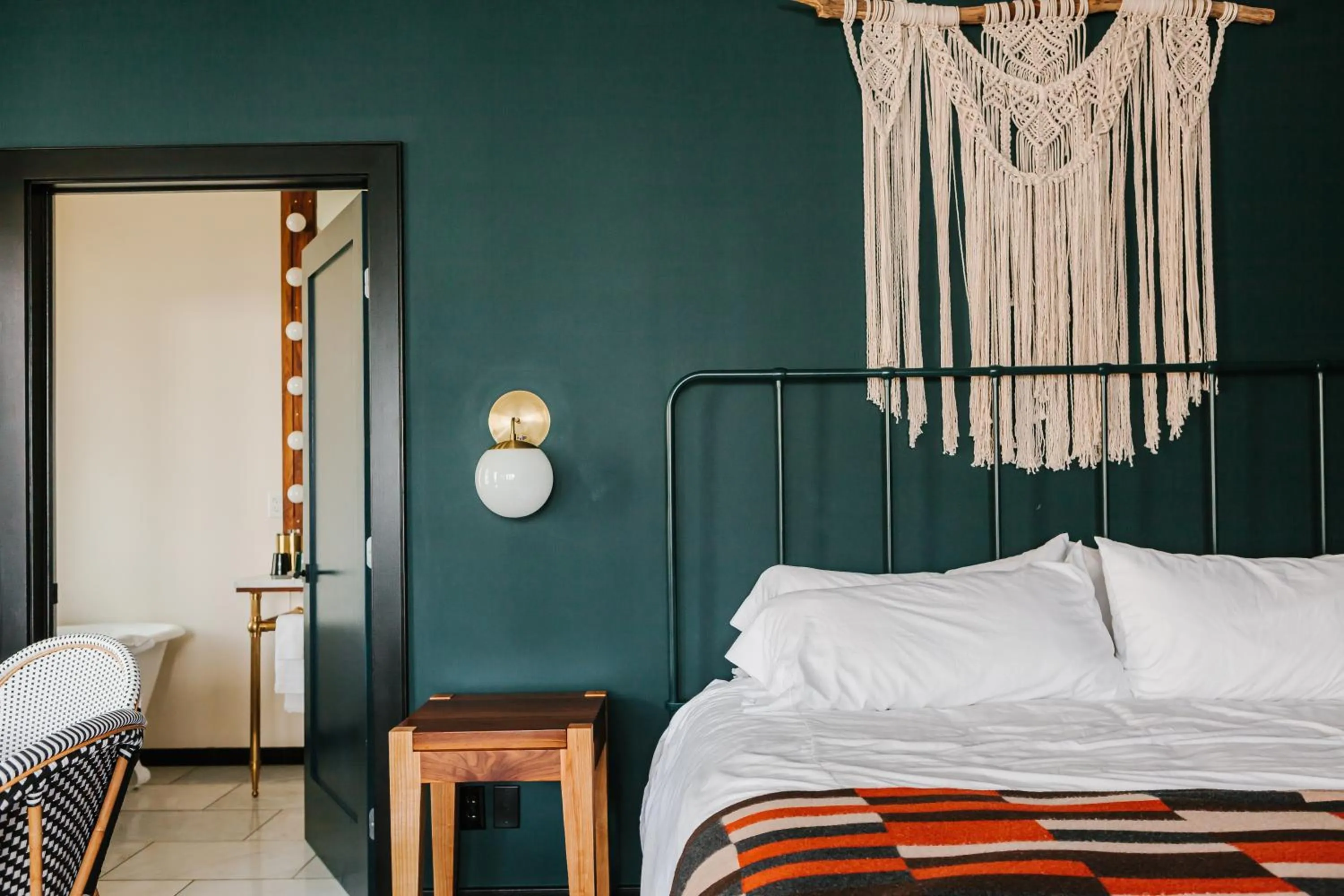 Decorative detail, Bed in Surf Hotel & Chateau