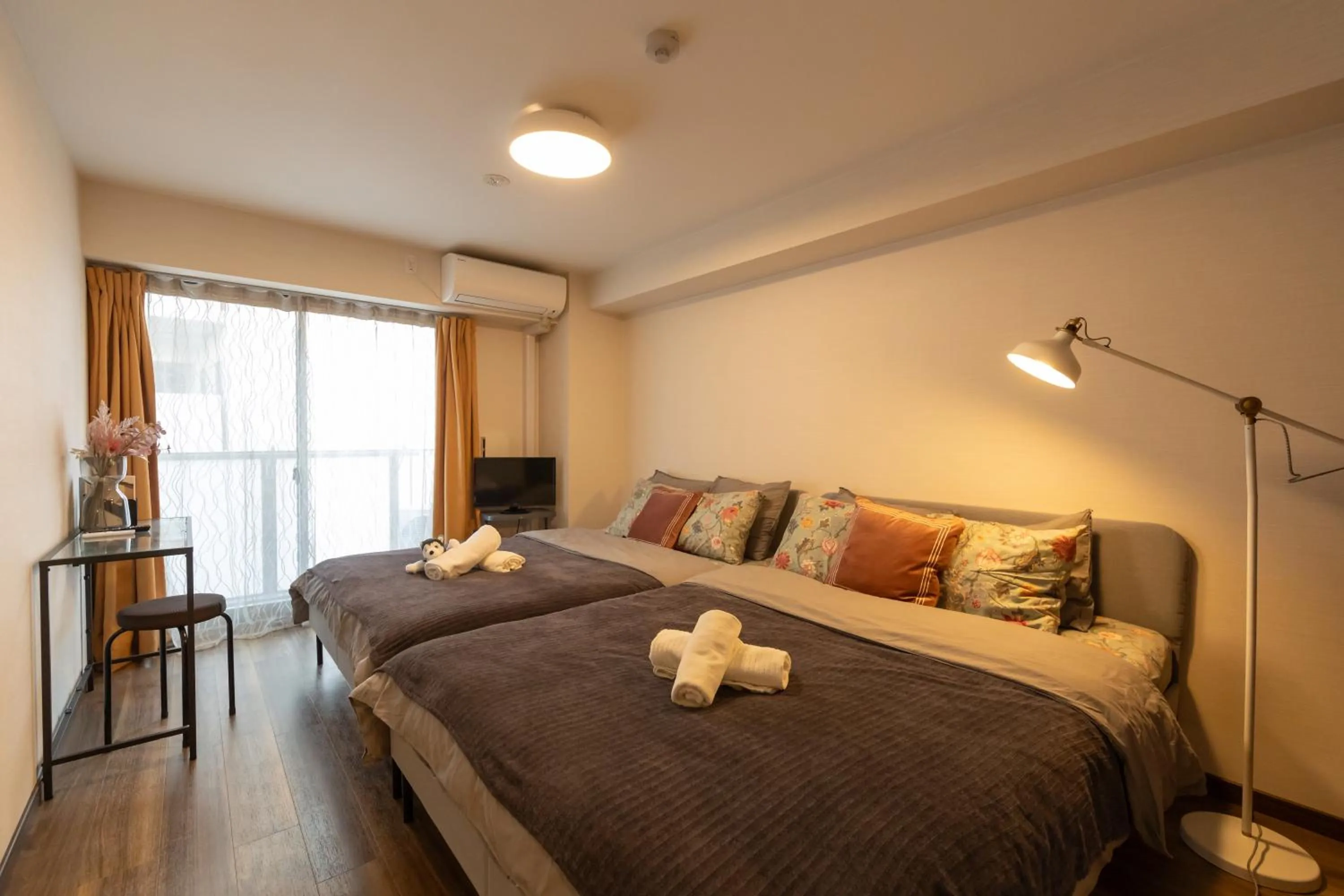 The Premium Namba Minami ザ・プレミアム難波南 - Self Check-In Only