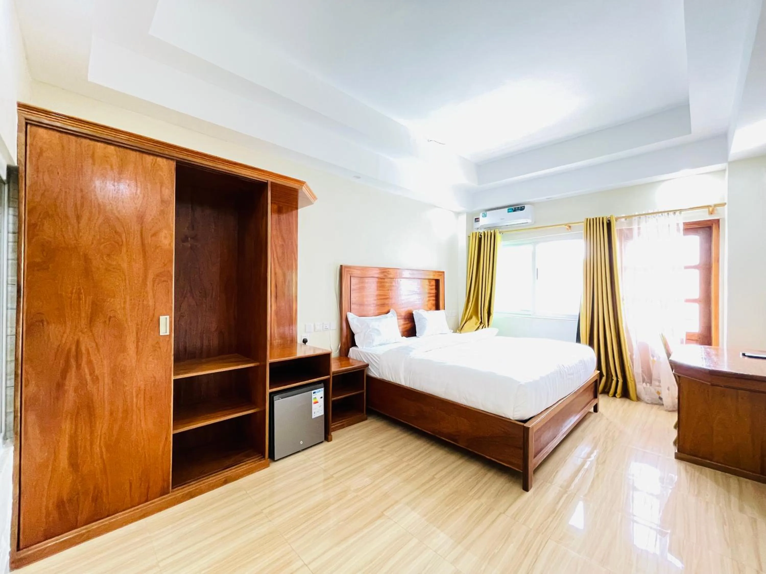 Photo of the whole room in Pulickal Heights Hotel