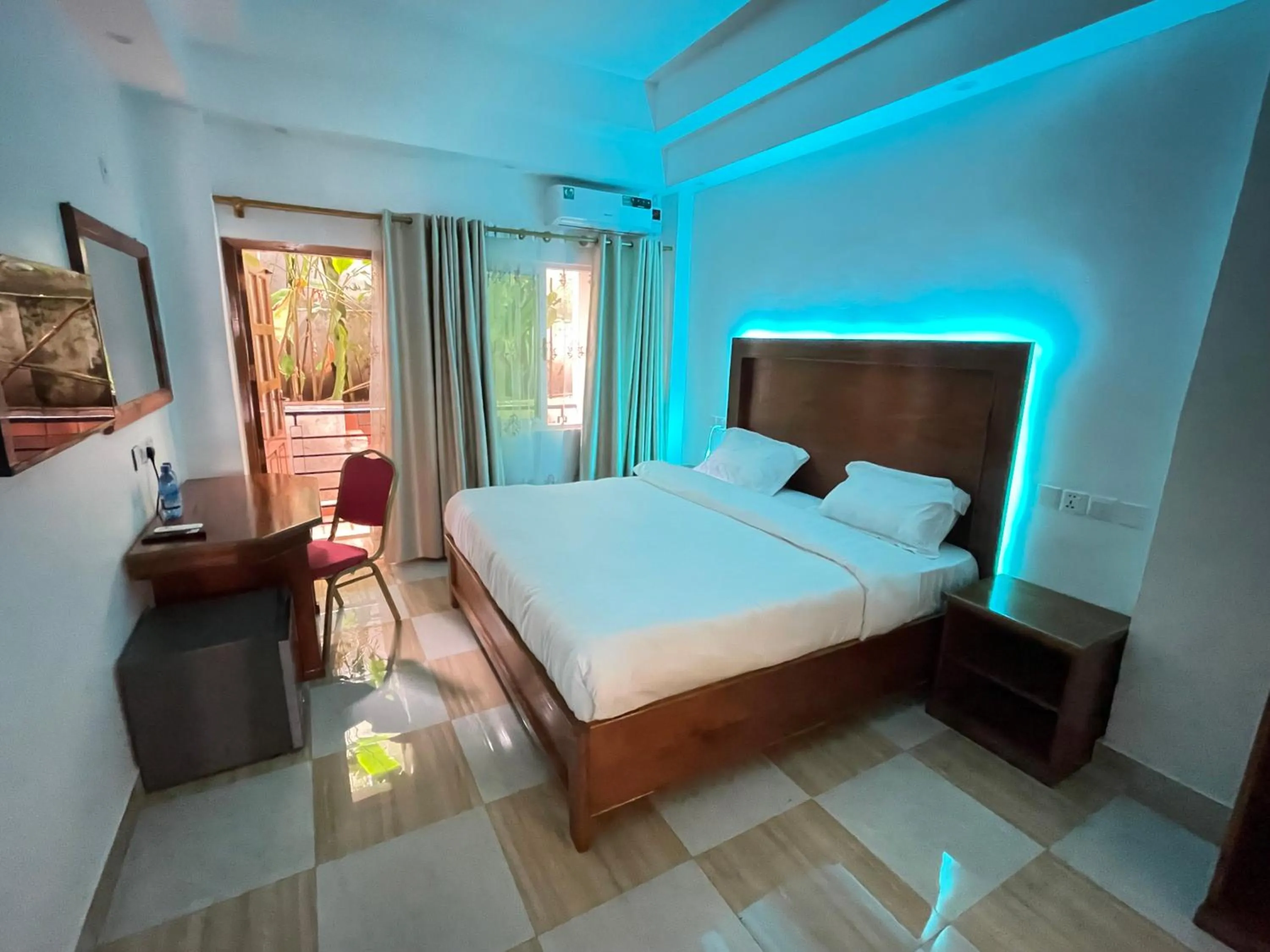 Pulickal Heights Hotel