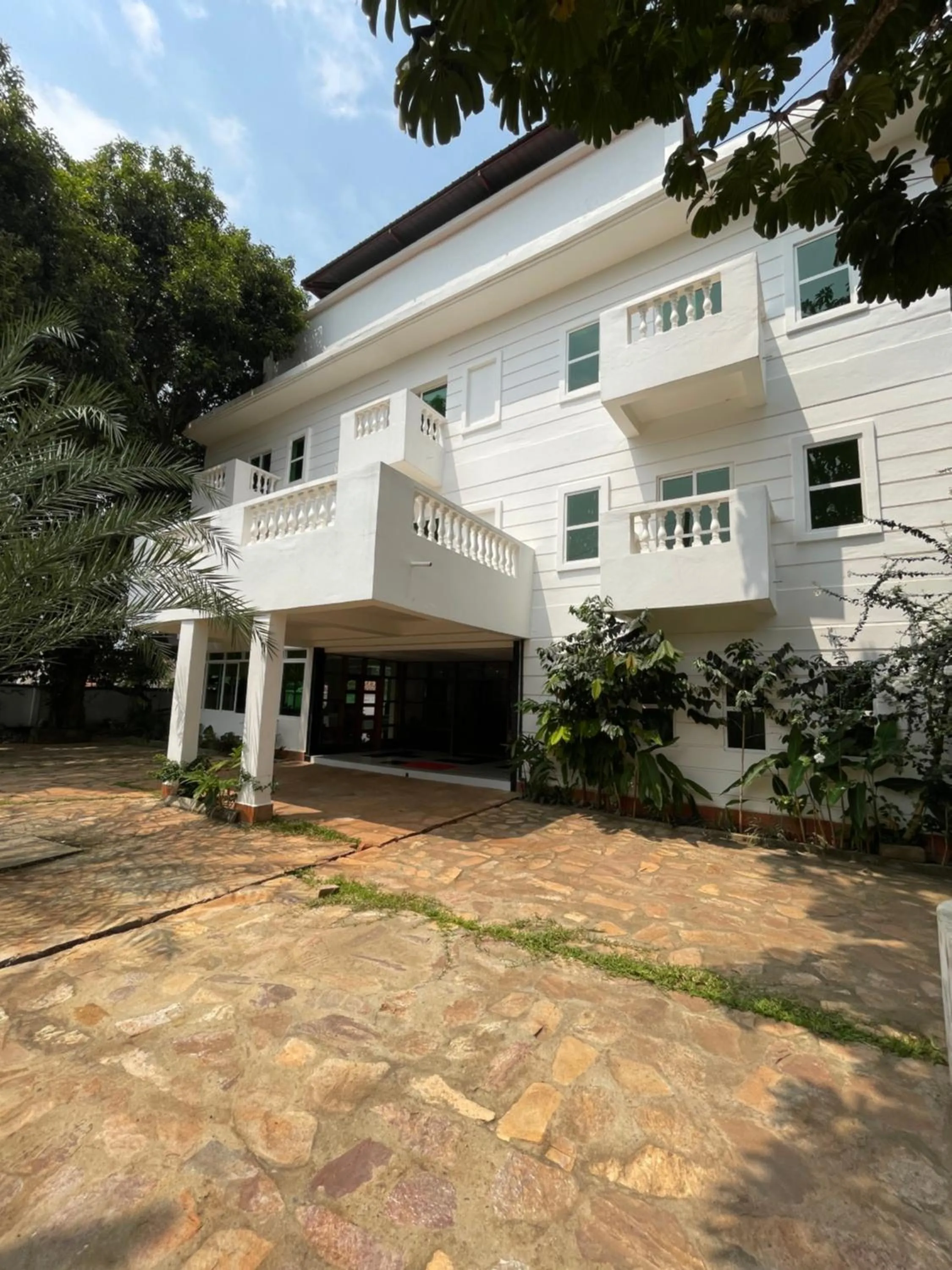 Property building in Pulickal Heights Hotel