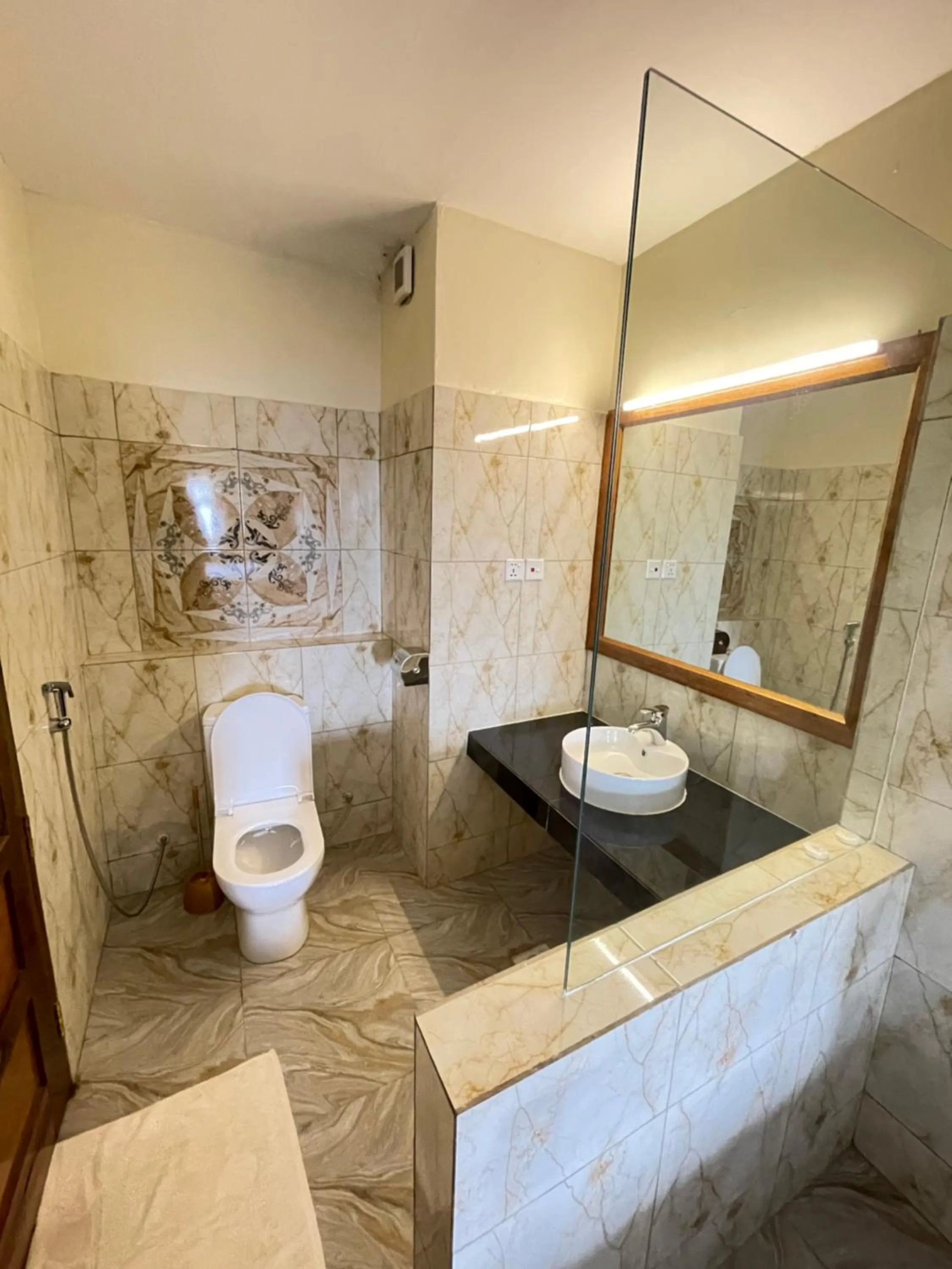 Pulickal Heights Hotel