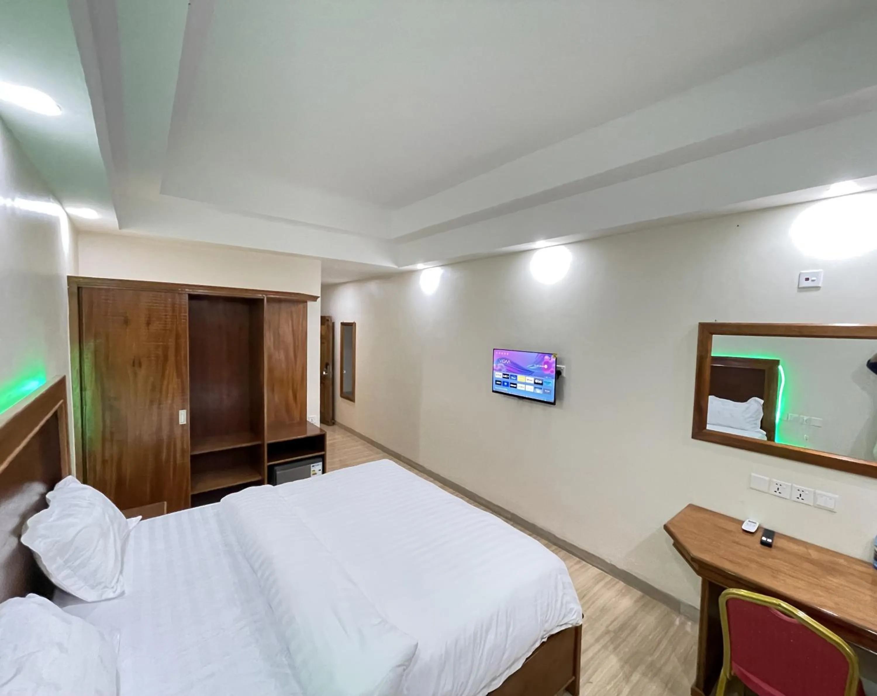 Pulickal Heights Hotel