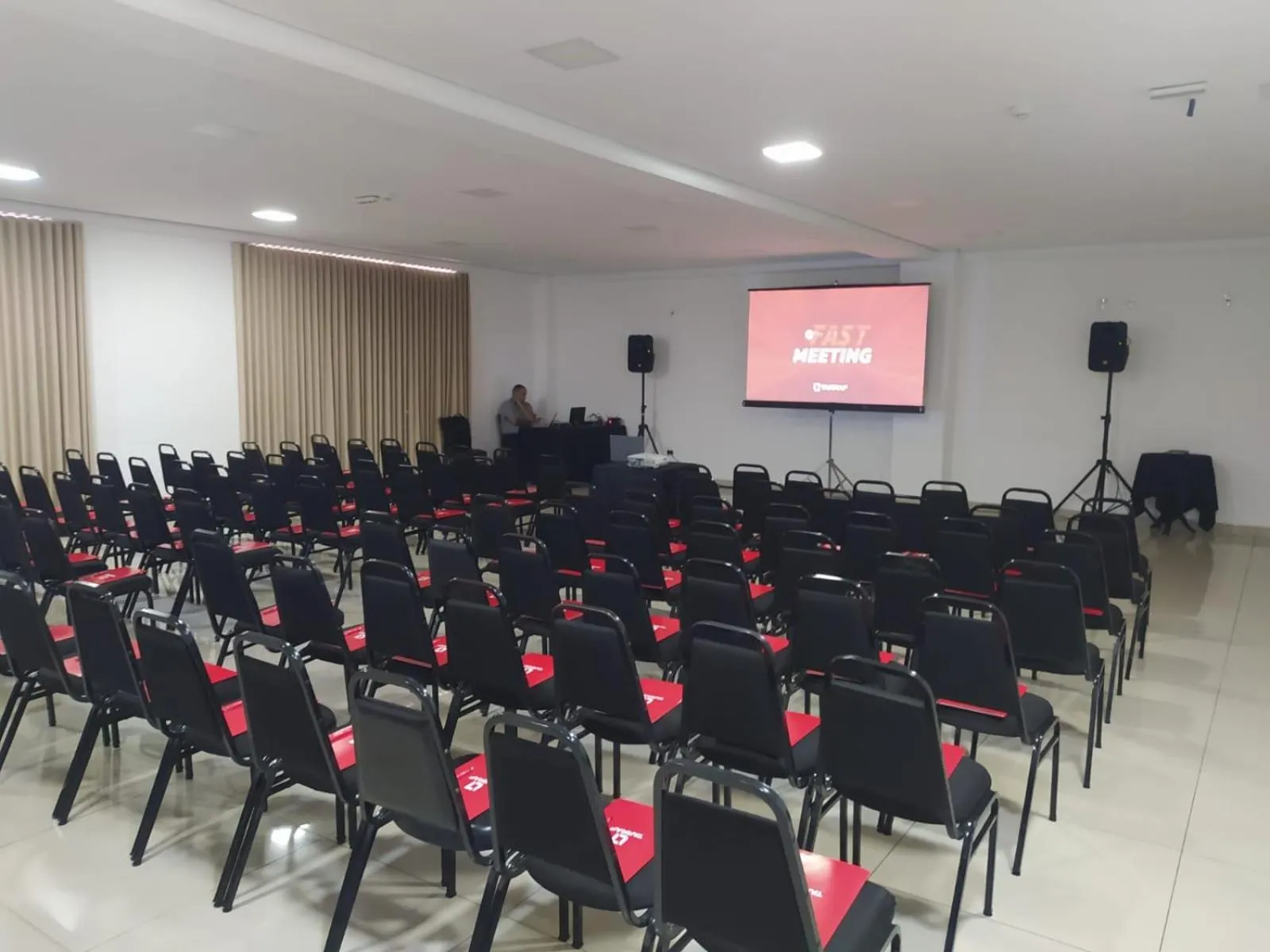 Meeting/conference room in Ipe Center Hotel
