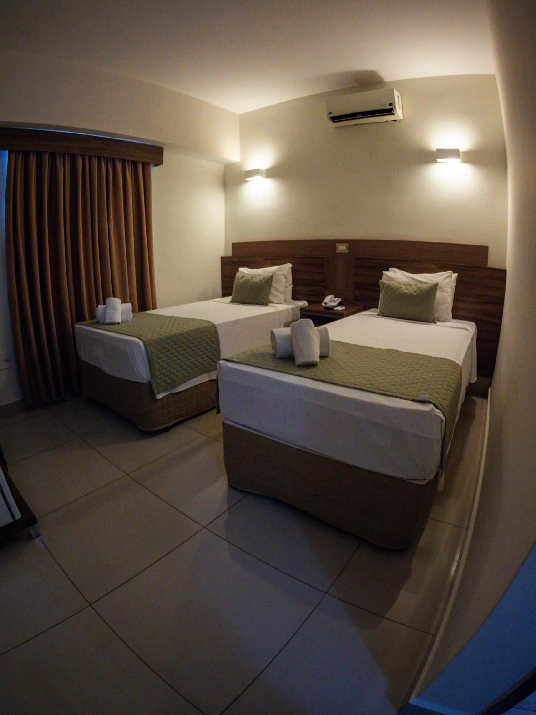 Bedroom, Bed in Ipe Center Hotel
