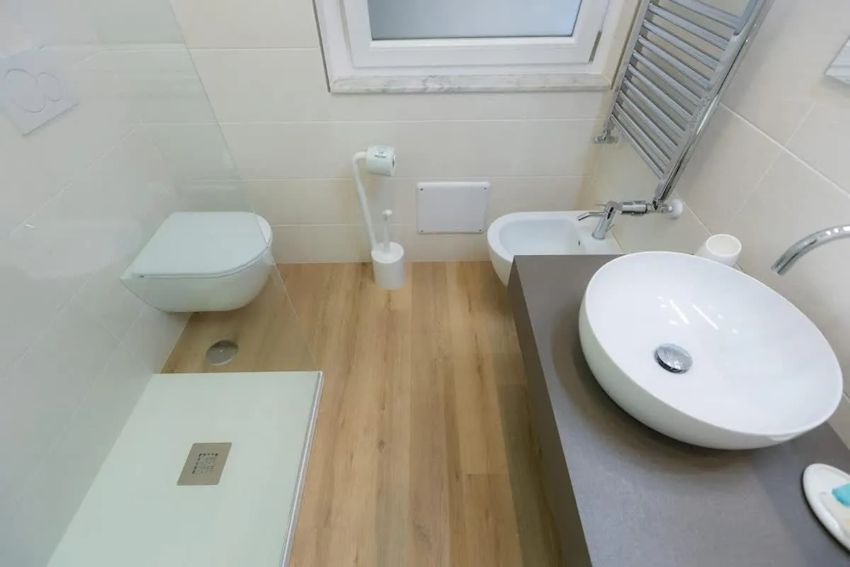 Colosseum Holidays - Three-Bedroom Apartment