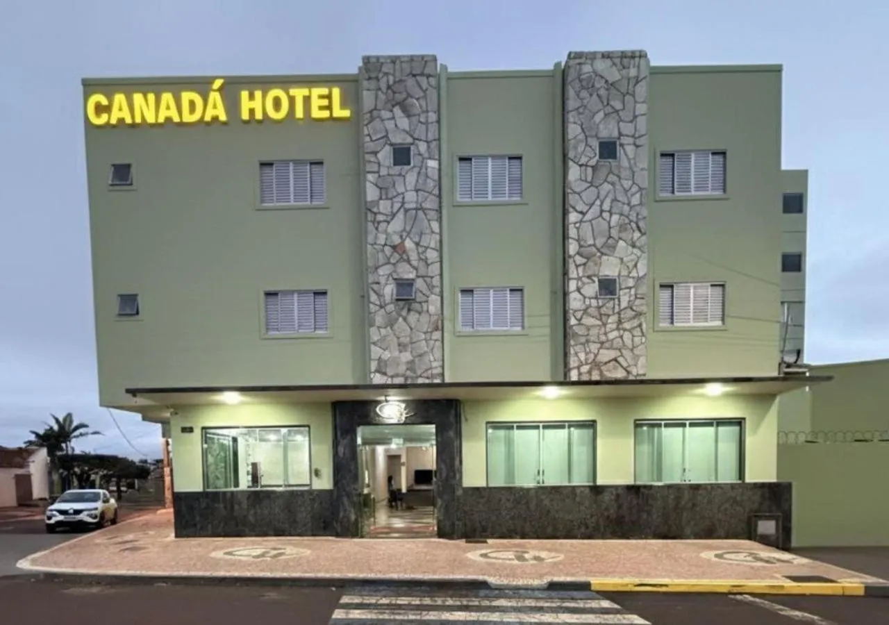 Canadá Hotel