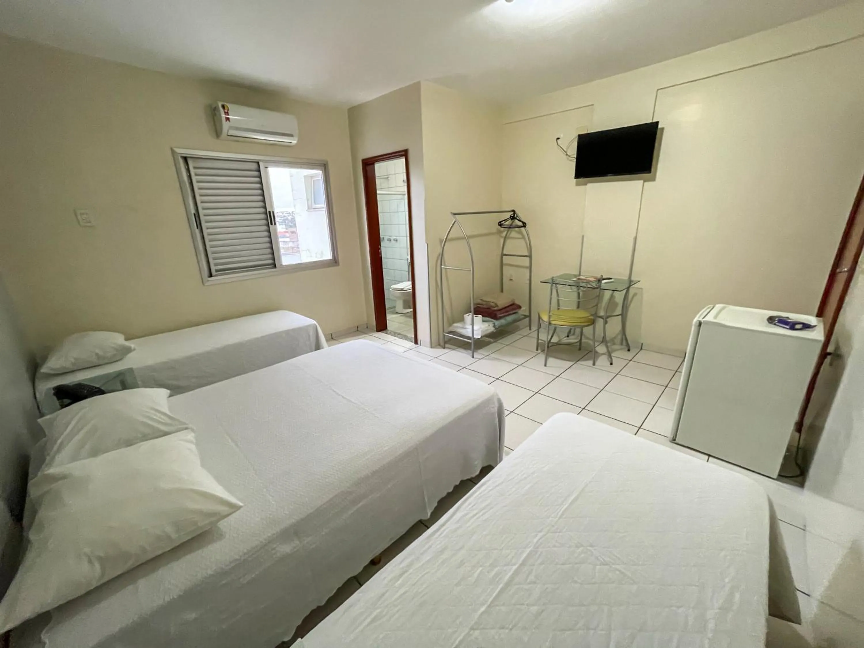 Bed in Canadá Hotel