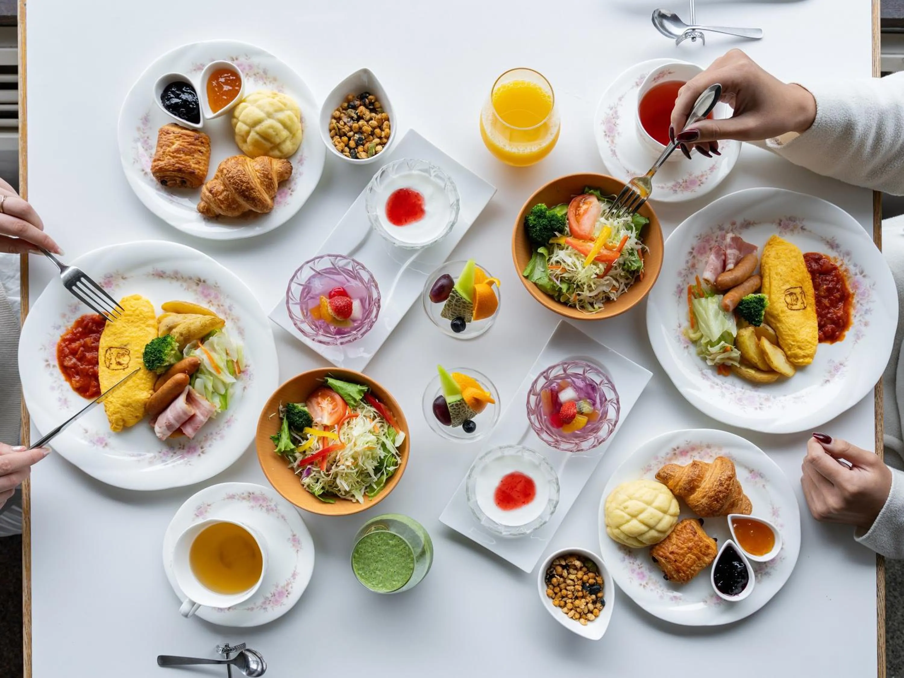 Food in Manza Prince Hotel