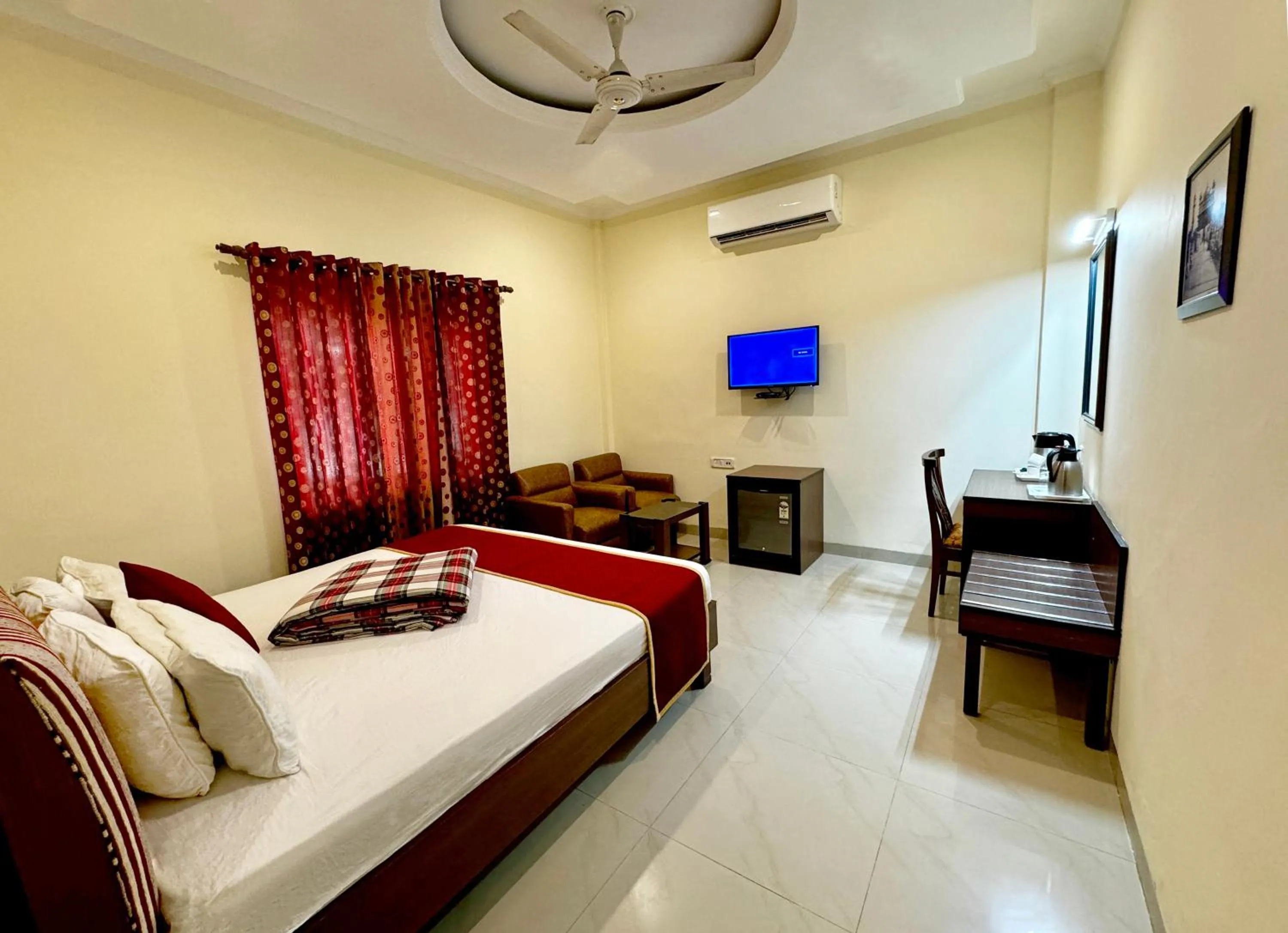 Bed in Sarovar Regency