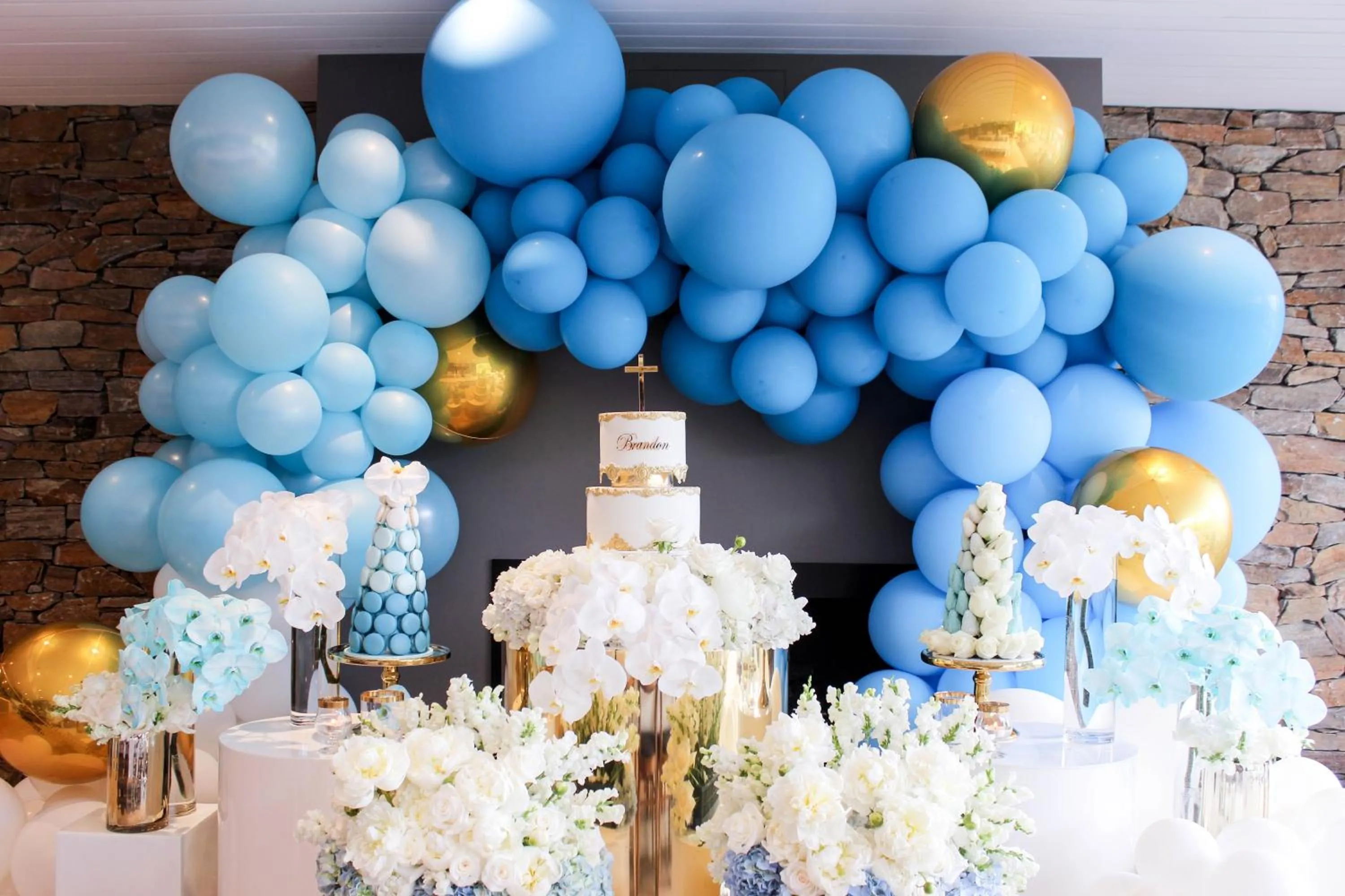 Restaurant/places to eat in Miramare Gardens Boutique Accommodation