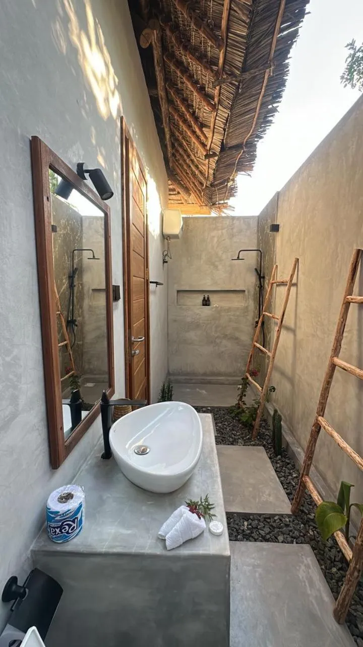 Shower in Salida Beach Zanzibar