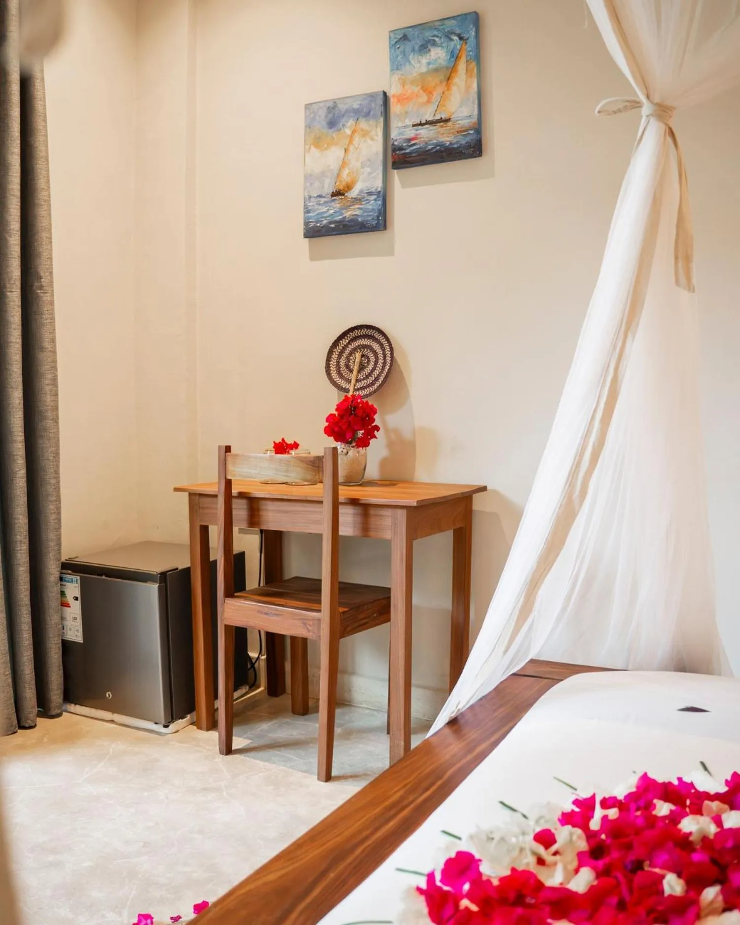 Bed in Salida Beach Zanzibar