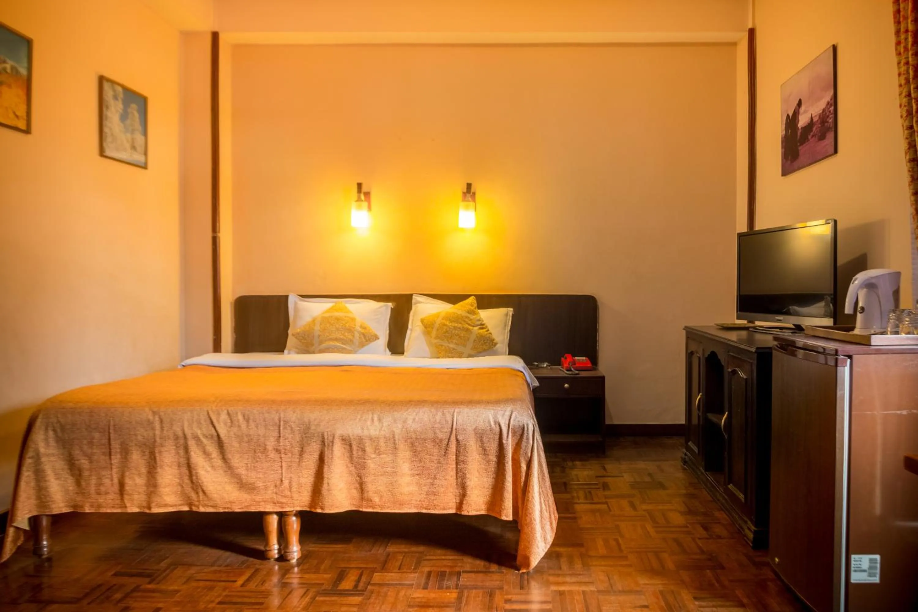 Photo of the whole room, Bed in Hotel Excelsior