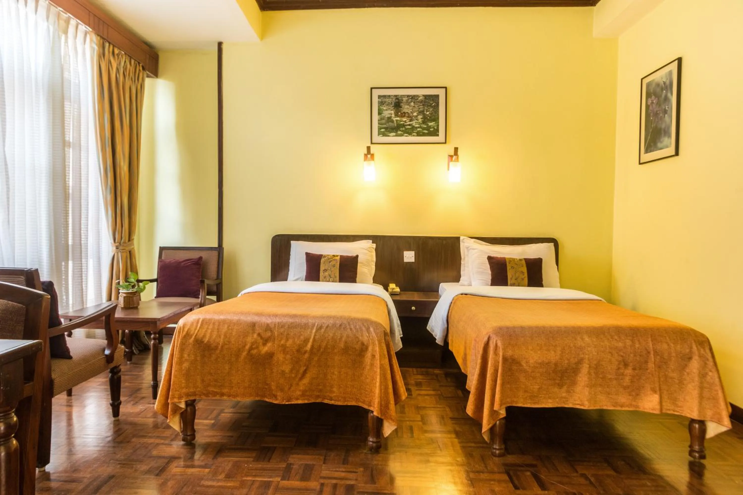 Photo of the whole room, Bed in Hotel Excelsior