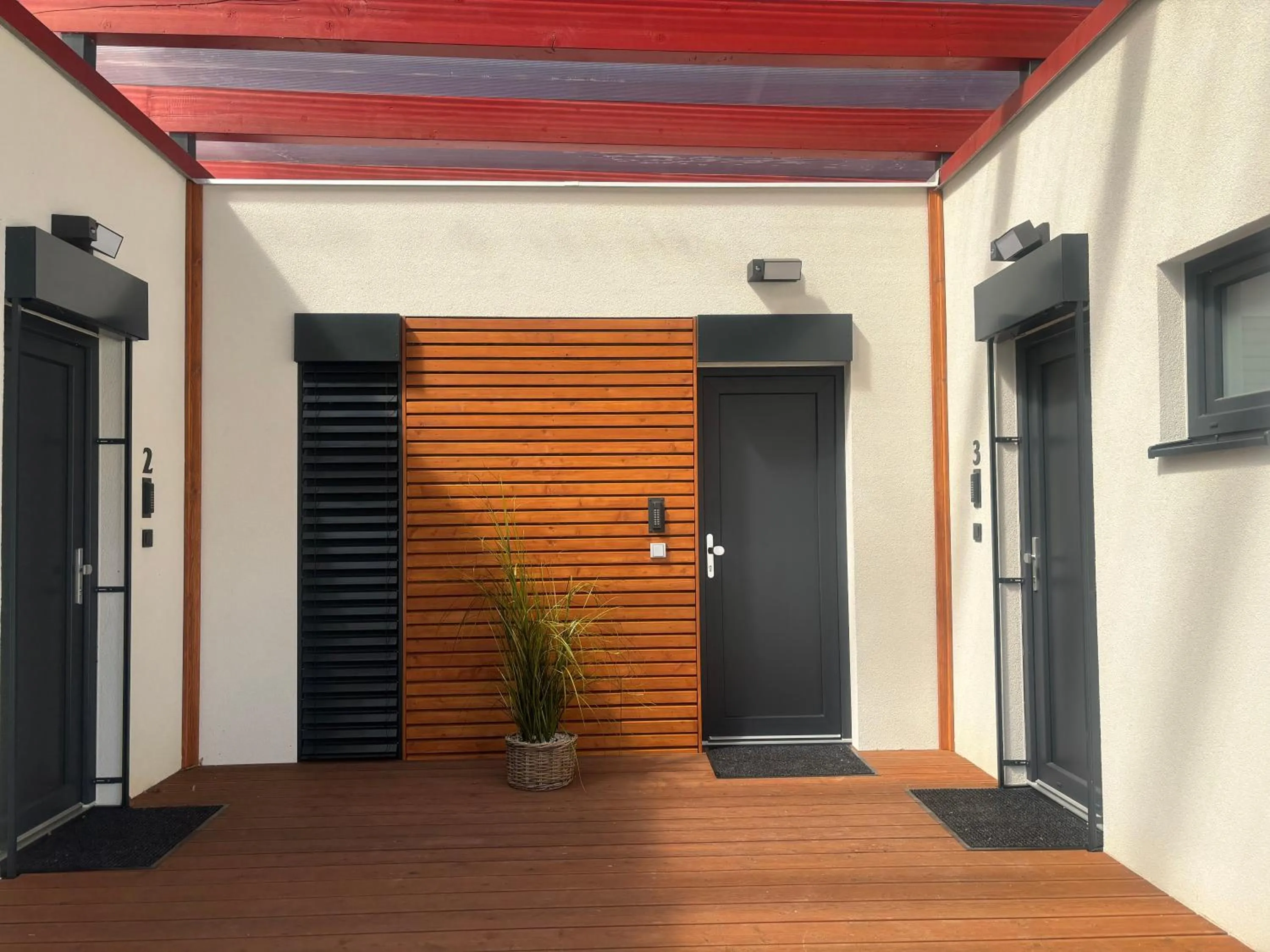 Property building in Motel M