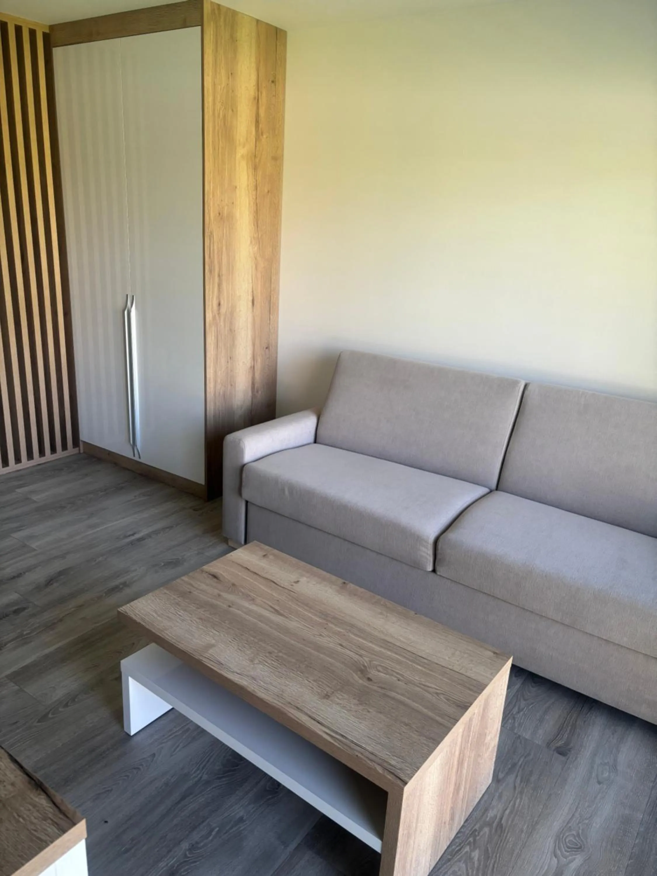 Seating area in Motel M