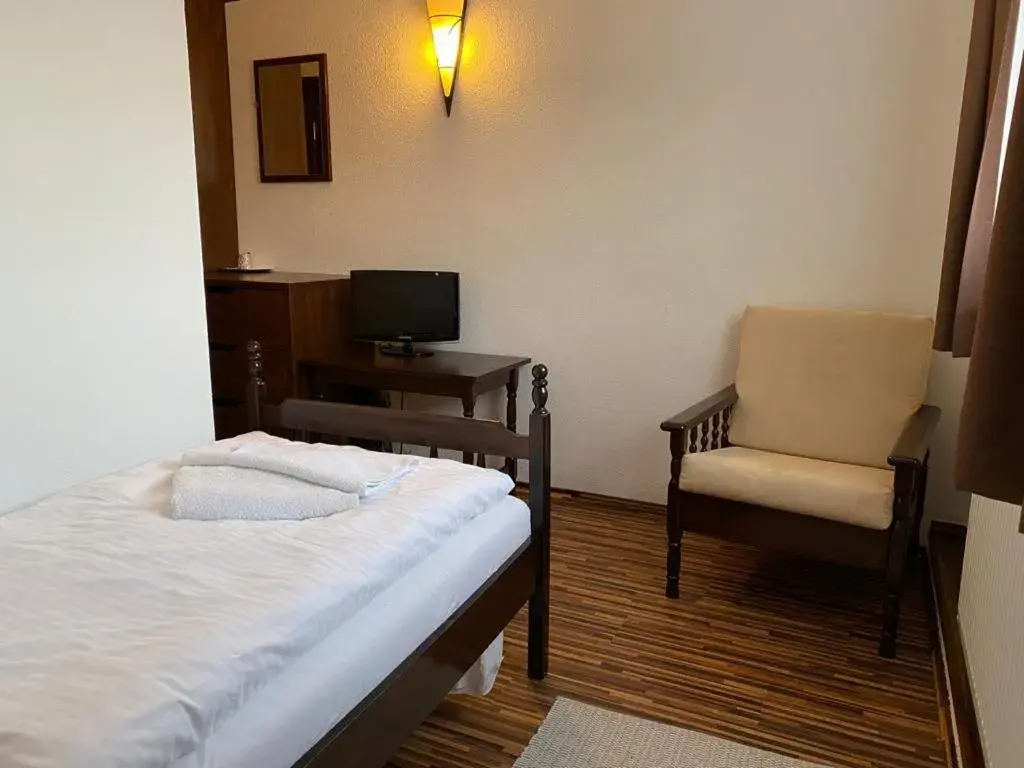 Single Room - single occupancy in Motel M Single Room - single occupancy in Motel M