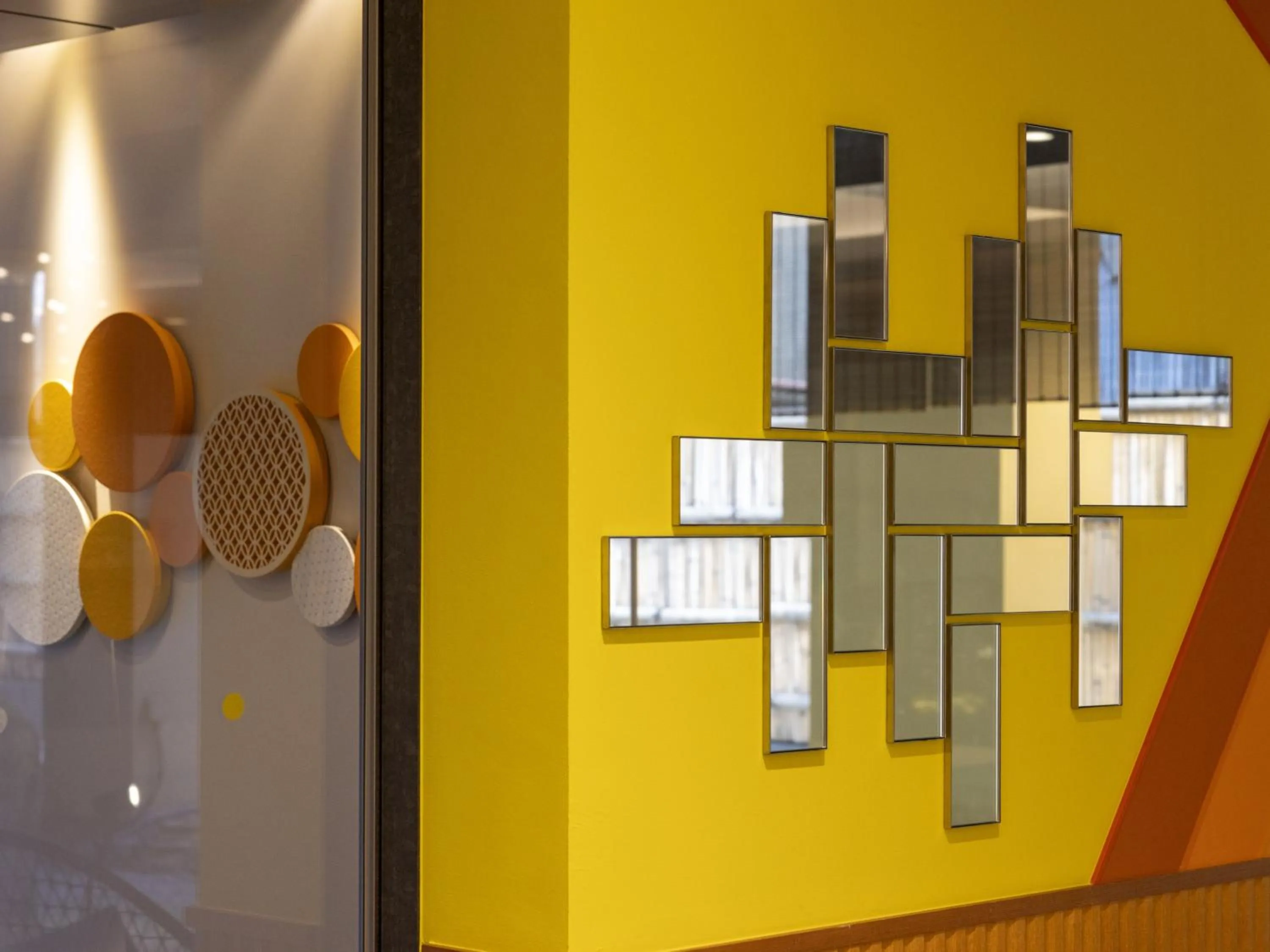 Lobby or reception in ibis Styles Kyoto Shijo