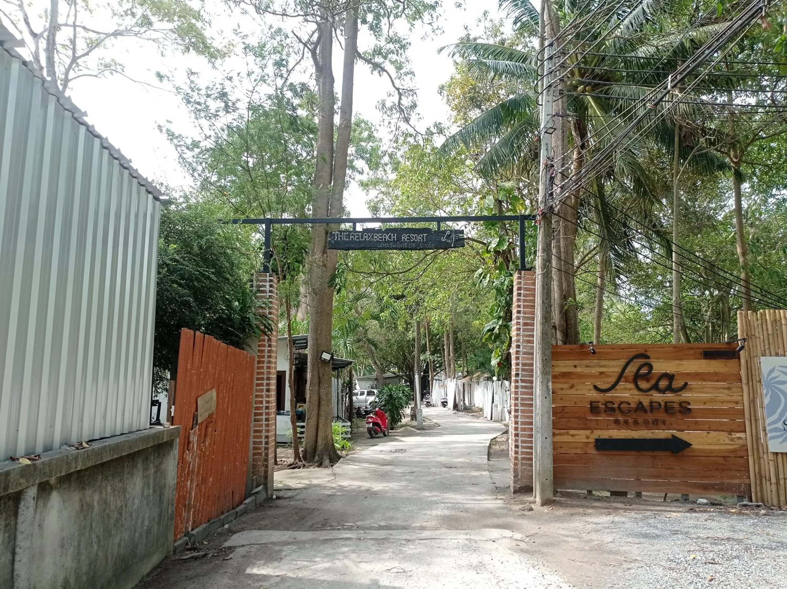 Facade/entrance in The Relax Resort