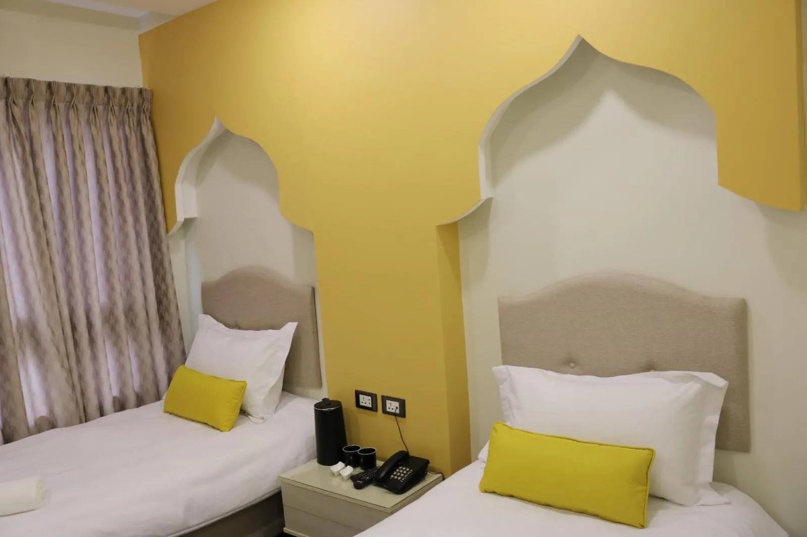 Budget Twin Room in Amman Trail Hotel & Studios