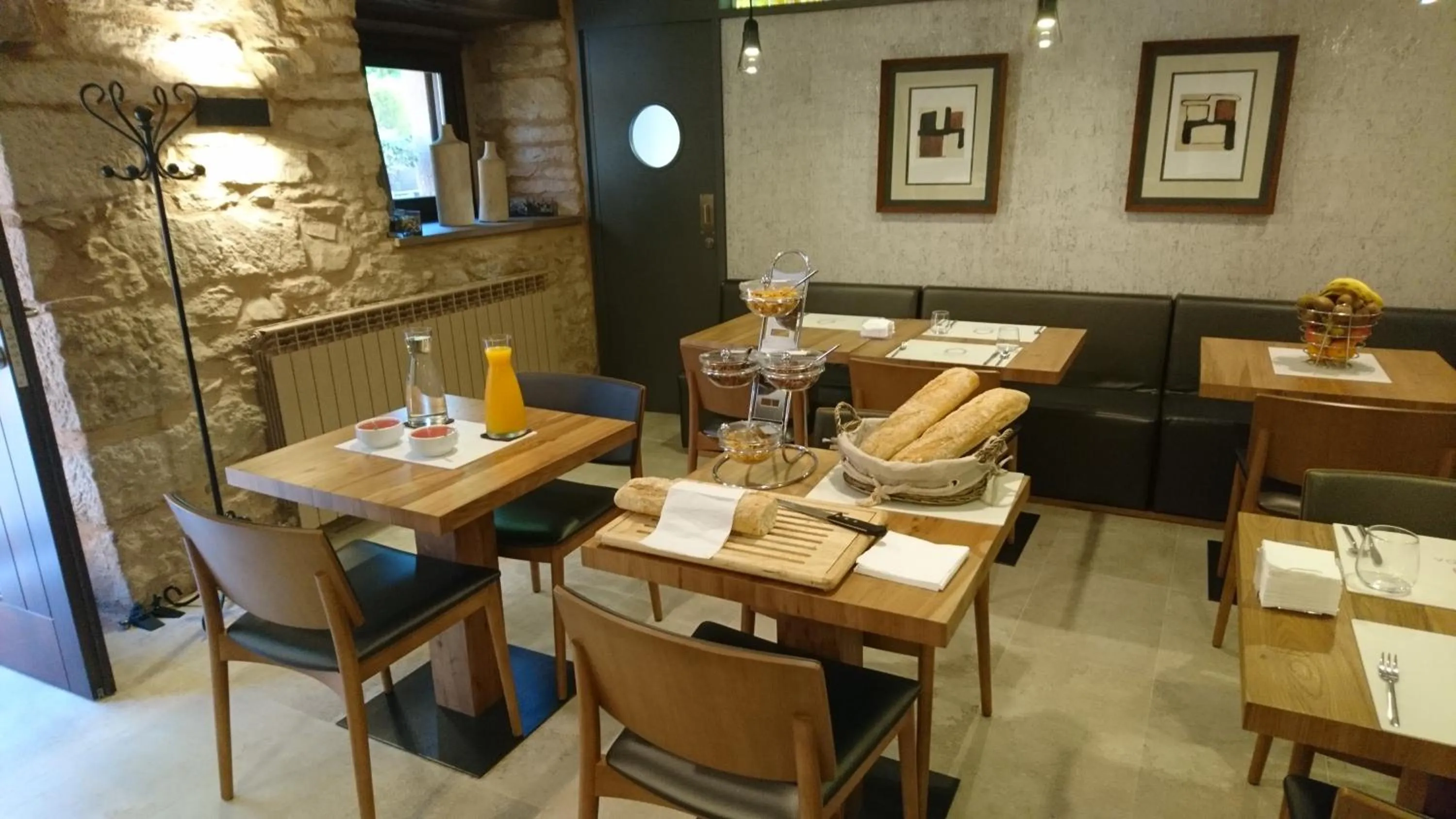 Buffet breakfast in Hotel Pura Vida