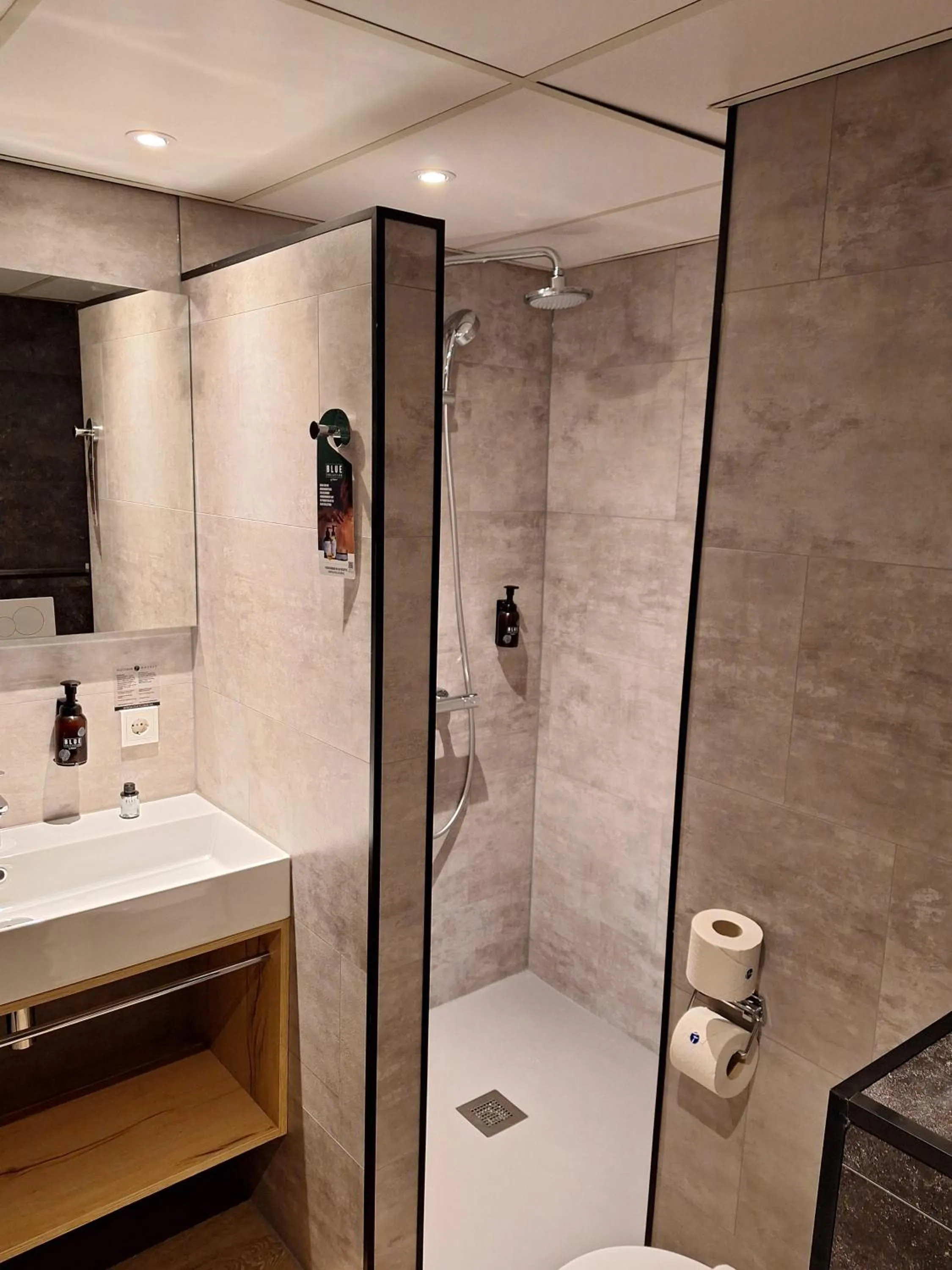 Shower in Fletcher Hotel Restaurant Doorwerth - Arnhem