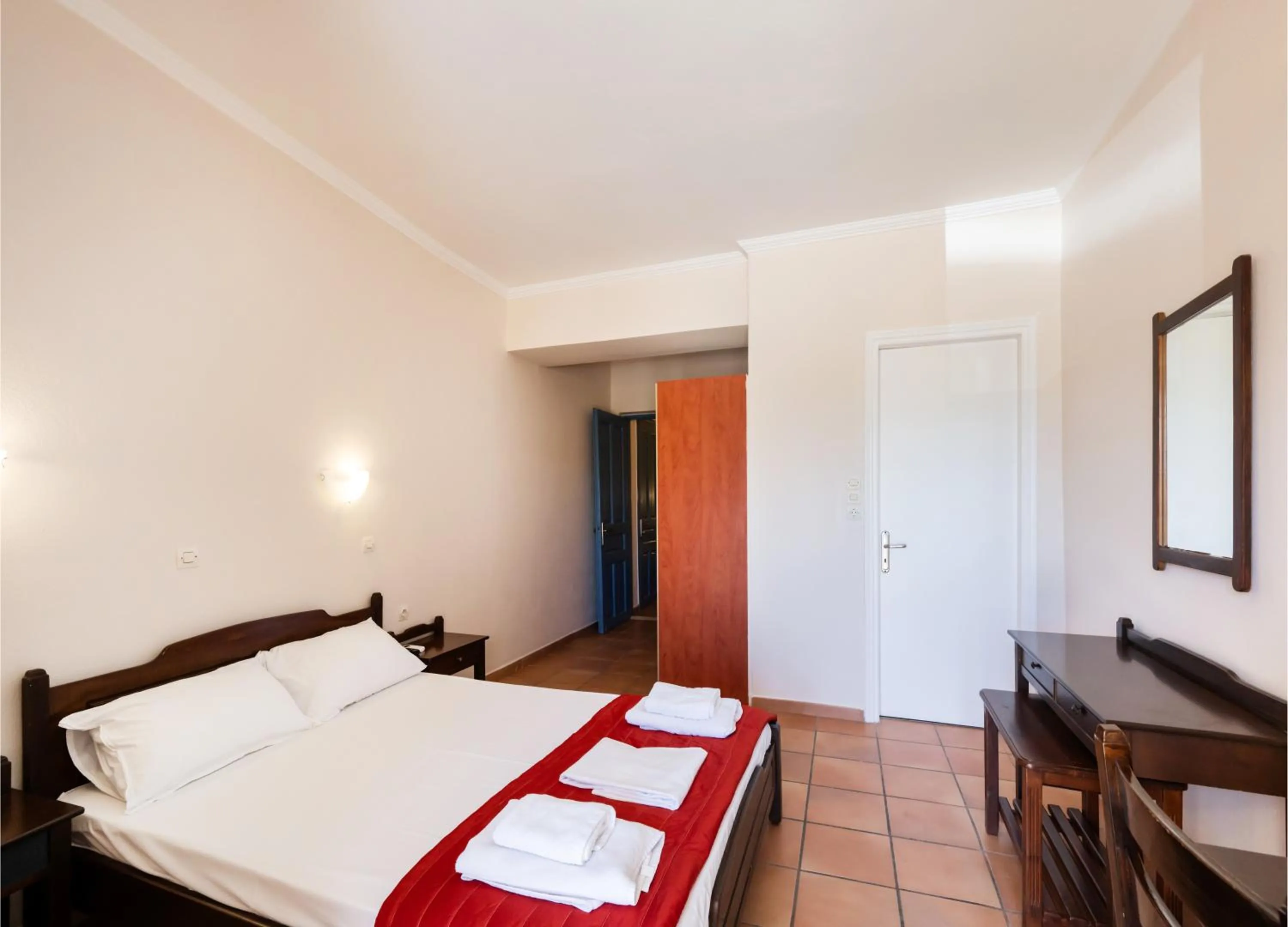 Bedroom, Bed in Ionio Hotel