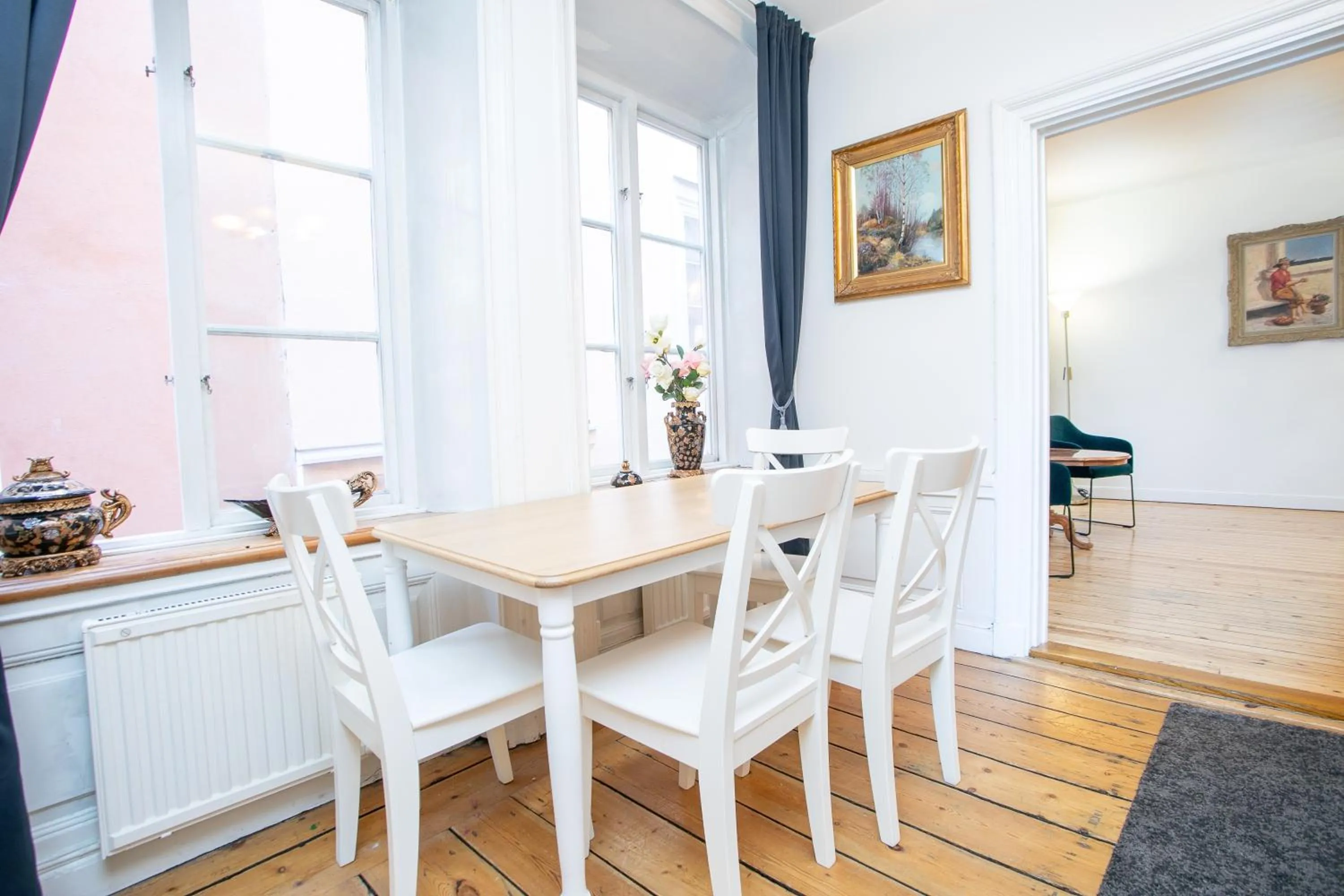 Dining area in ApartDirect Gamla Stan II