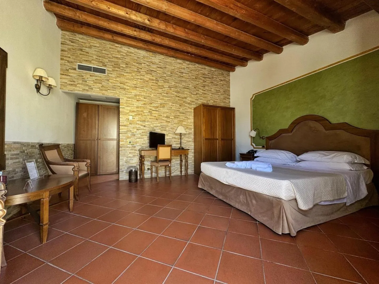 Bed in Villa Lampedusa