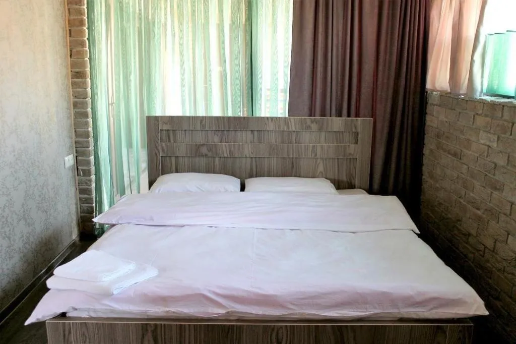 Bed in Hotel Phaliashvili